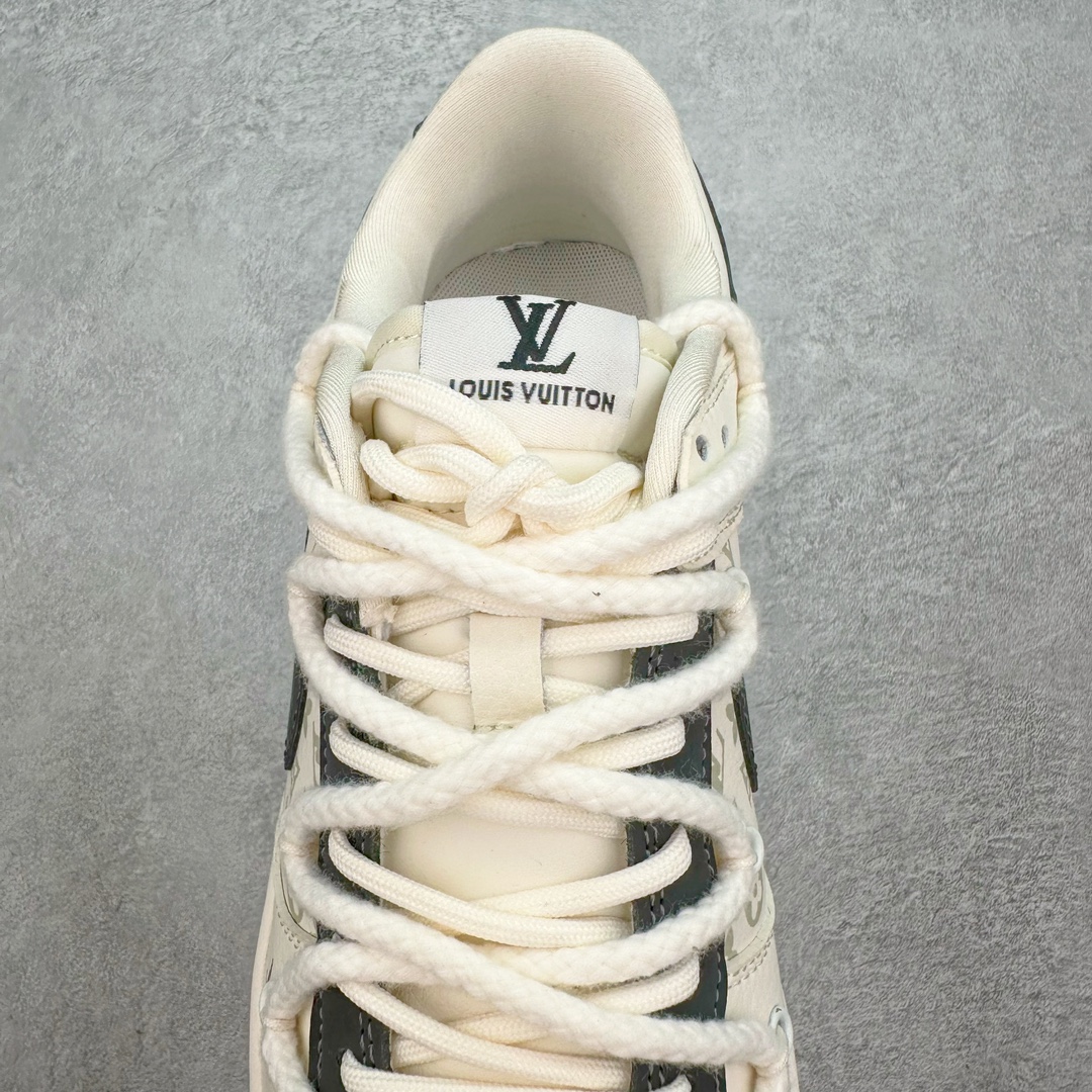 图片[5]-NK Dunk Low 定制配色 SJ2068-260 大厂出品 极力推荐 原装头层材料 独家版型蒸餾加工帶來的是更好的视觉和脚感体验大厂纯原品质出货 清洁度 电绣工艺 皮料切割干净无任何毛边 细节完美 尺码：36 36.5 37.5 38 38.5 39 40 40.5 41 42 42.5 43 44 44.5 45 46 47.5-选品中心