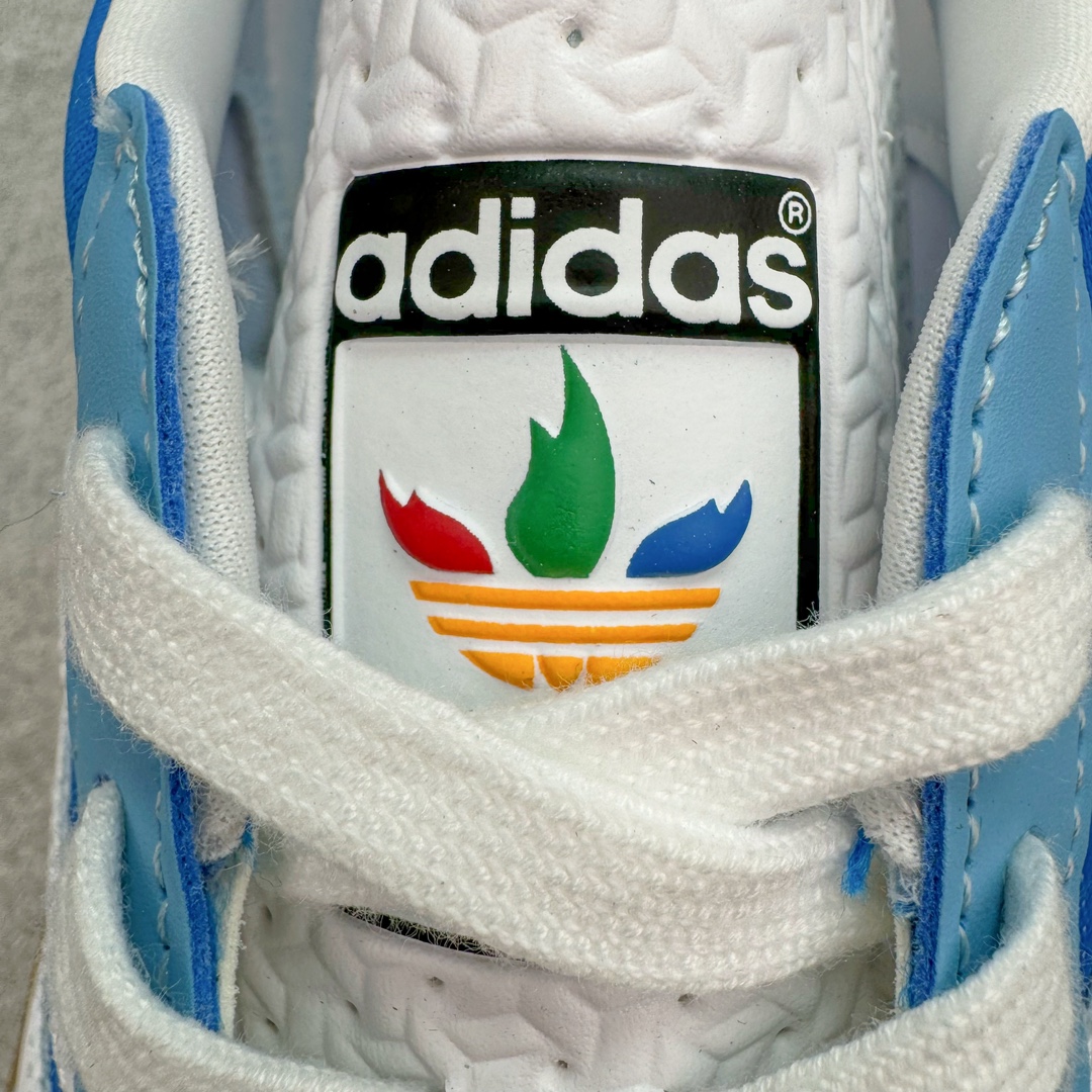 图片[16]-💰180 ＃S2纯原 AD Original Gazelle Indoor Trainers 瞪羚室内鞋系列低帮复古百搭休闲运动德训风板鞋 蓝色 IF9643 高端零售特供批次 原厂定制长毛翻毛皮组合环保纤维革鞋面材质 内置环保海玻璃鞋垫 外置RB橡胶大底 产品品控稳定性领先行业 原厂全套原楦原纸板冲刀磨具开发 原厂皮料加持 原厂港宝加持定型后跟R度完美 将复古进行到底 简约流畅 三十年不变经典 这款Gazelle运动鞋 无论面料、配色、质感或设计 都只在重现其1991年原款的经典 皮革鞋面 撞色三条纹和鞋跟标的设计 力求呈现90年代的经典复古风潮 Samba火热的同时 也带动了其它的复古鞋型 Gazelle便是其中一只 Gazelle Indoor拥有包边更宽的T字型鞋头 更好的保护运动员的前掌 浓浓的复古氛围感 非常适合现在流行的Cleanfit风格 SIZE：36 36.5 37.5 38 38.5 39 40 40.5 41 42 42.5 43 44 44.5 45 46 编码：by2936050-运动鞋