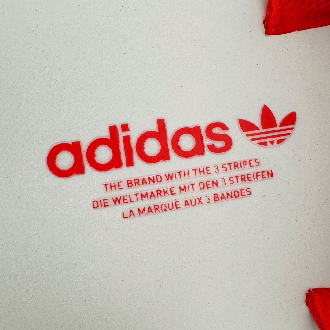 图片[12]-＃纯原 AD Gazelle Beach Slide 羚羊海滩系列经典沙滩百搭休闲运动拖鞋“红白”JQ7424 采用环保牛巴磨砂革鞋面材质 双层组合轻量鞋床#耐磨EVA材质压模大底 尺码： 36-45-选品中心