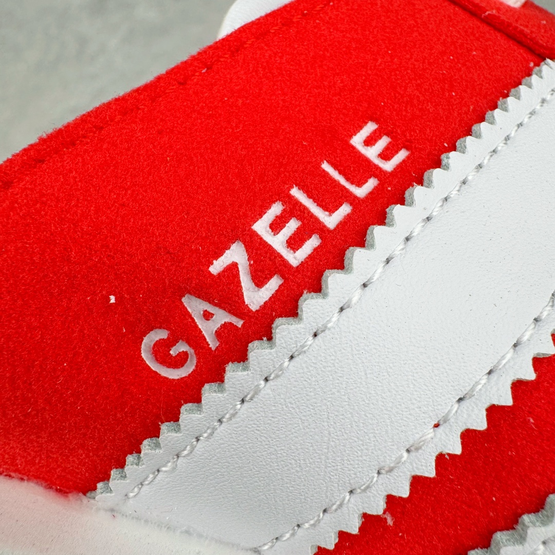 图片[11]-＃纯原 AD Gazelle Beach Slide 羚羊海滩系列经典沙滩百搭休闲运动拖鞋“红白”JQ7424 采用环保牛巴磨砂革鞋面材质 双层组合轻量鞋床#耐磨EVA材质压模大底 尺码： 36-45-选品中心