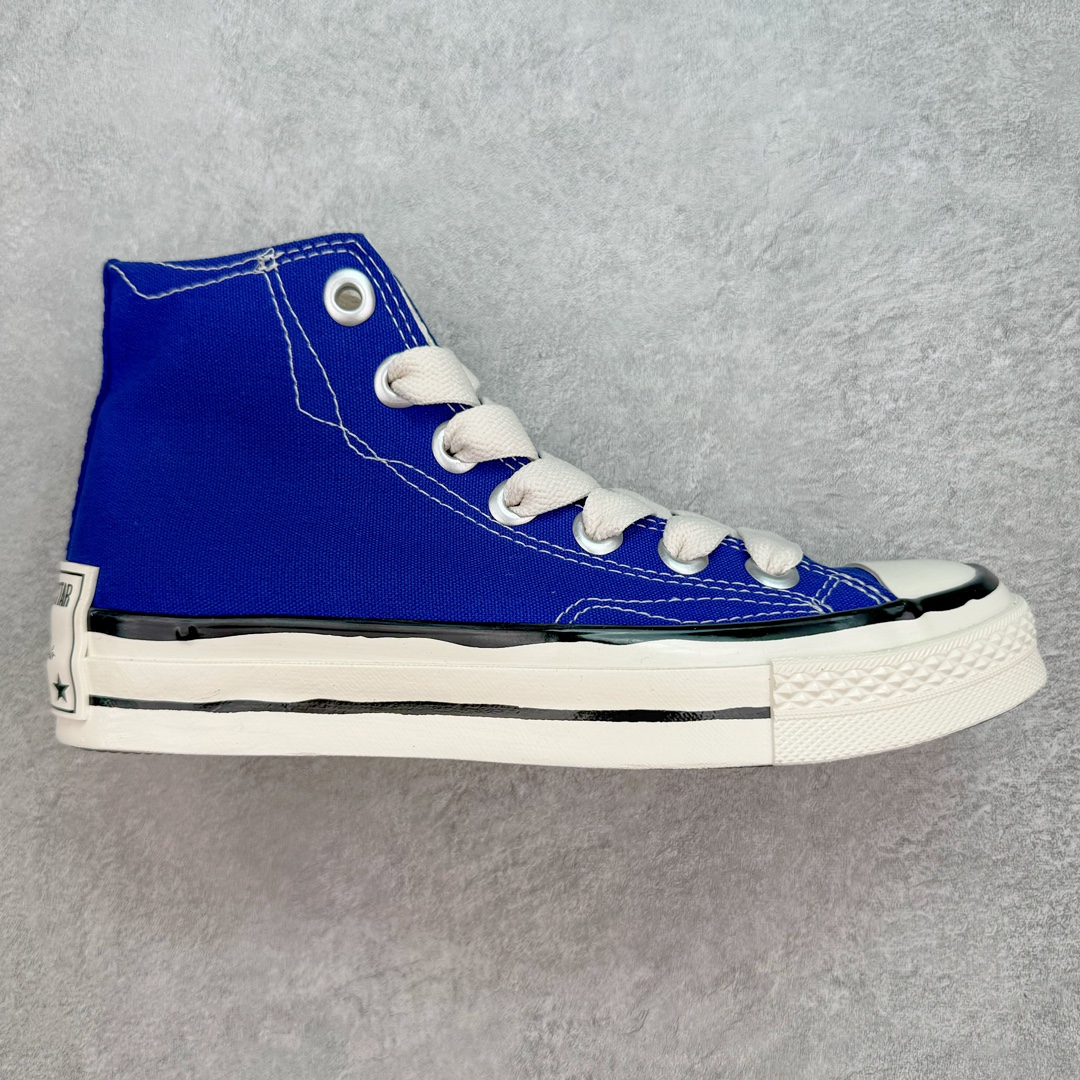 💰110 Converse 小MMY溶解鞋 柳智敏同款❤️n经典70s鞋身 搭配异形透气鞋孔 不规则内侧标 加宽加粗鞋带 好怪 好可爱的 鞋扣/Logo/车缝线/水线/整双70s都融化啦 nCHUCK 70 的LOGO已放大大大大大！鬼马来袭将不规则元素融入线条轻松 出玩味复古风搞怪升级 尺码：35-44（36.5 37.5 39.5 41.5 42.5） 编码：by1936080-运动鞋