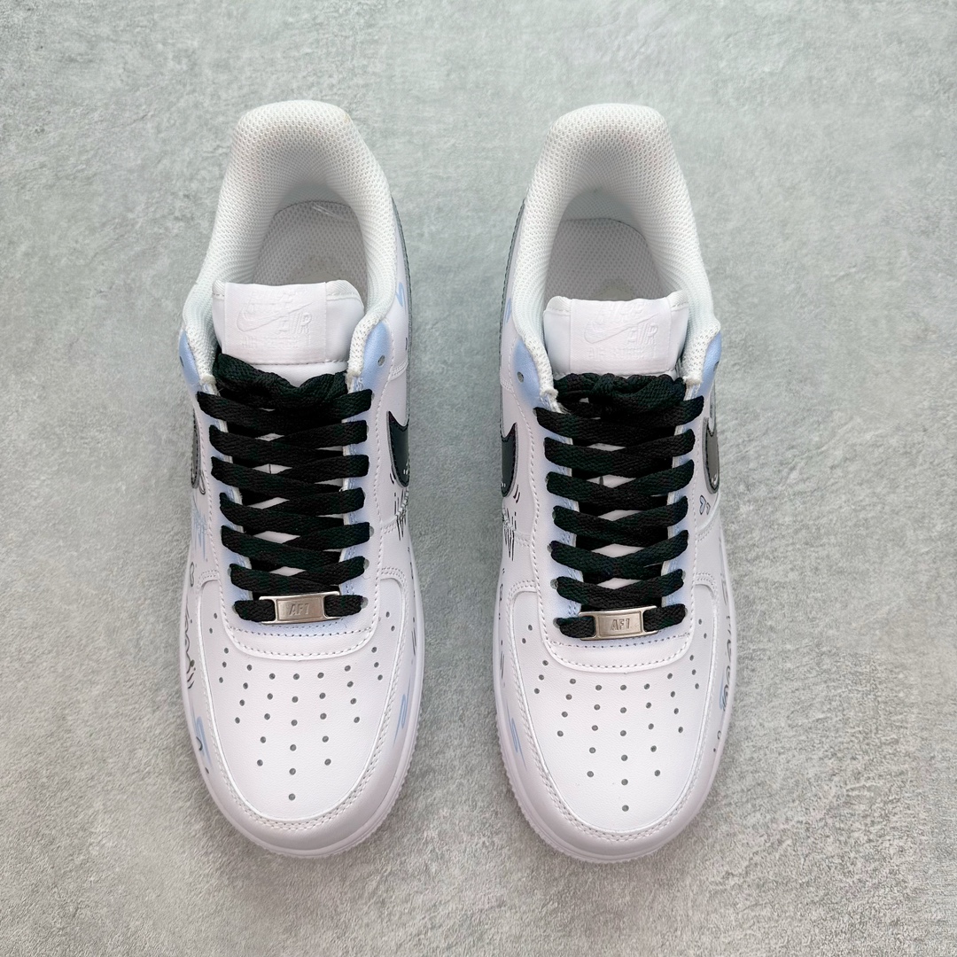 图片[2]-💰220 NK Air Force 1´07 Low 空军一号低帮百搭休闲运动板鞋 CW2288-111 柔软、弹性十足的缓震性能和出色的中底设计 横跨复古与现代的外型结合 造就出风靡全球 三十多年的Force 1 直到今天还深受青睐 SIZE：36 36.5 37.5 38 38.5 39 40 40.5 41 42 42.5 43 44 44.5 45 编码：Mby2936090-运动鞋