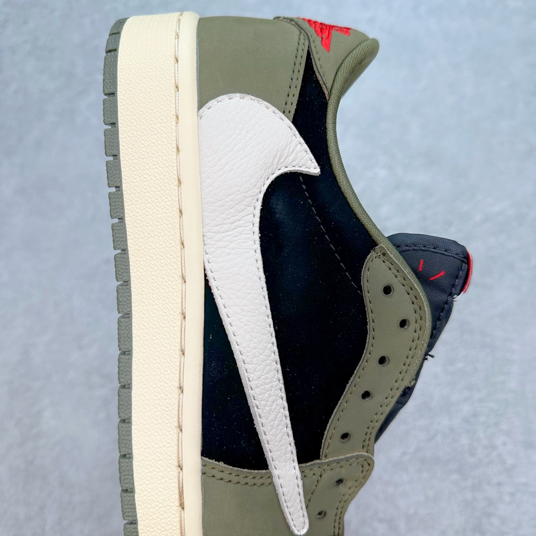 图片[6]-💰130 ＃DT同源福利回馈‼Travis Scott x Air Jordan AJ1 Low OG TS联名倒钩低帮 头层皮料加持 DT同源全套原纸板楦头开发 确保原汁原味 完美呈现倒钩版型 原档案转印油墨一体 一码一磨具拒绝假半码 此版本只针对中端市场 皮料材质有所更替 其他数据细节工艺流程均保持一致 绝不口嗨 原盒原配 外盒透明胶套 内侧字体 工整带凹凸感 原厂拉帮工艺 针距密度一致 后跟弧度收口自然不对折 极致一眼正品既视感 进口玻璃冲刀皮料裁剪零毛边 承诺百分百一致原鞋 全鞋电脑针车工艺 进口港宝加持 后跟自然饱满 全鞋荧光划线卡点 追求极致完美 每一双都是工艺品 多重QC质检 超越公司货的品控标准 SIZE：36 36.5 37.5 38 38.5 39 40 40.5 41 42 42.5 43 44 44.5 45 46 47.5 编码：by2936000-运动鞋