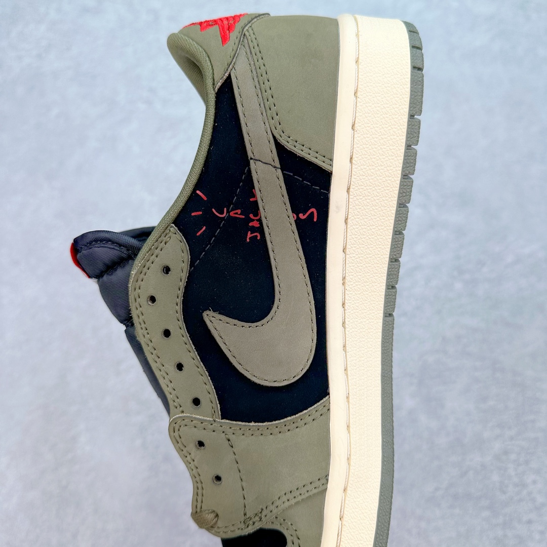 图片[7]-💰130 ＃DT同源福利回馈‼Travis Scott x Air Jordan AJ1 Low OG TS联名倒钩低帮 头层皮料加持 DT同源全套原纸板楦头开发 确保原汁原味 完美呈现倒钩版型 原档案转印油墨一体 一码一磨具拒绝假半码 此版本只针对中端市场 皮料材质有所更替 其他数据细节工艺流程均保持一致 绝不口嗨 原盒原配 外盒透明胶套 内侧字体 工整带凹凸感 原厂拉帮工艺 针距密度一致 后跟弧度收口自然不对折 极致一眼正品既视感 进口玻璃冲刀皮料裁剪零毛边 承诺百分百一致原鞋 全鞋电脑针车工艺 进口港宝加持 后跟自然饱满 全鞋荧光划线卡点 追求极致完美 每一双都是工艺品 多重QC质检 超越公司货的品控标准 SIZE：36 36.5 37.5 38 38.5 39 40 40.5 41 42 42.5 43 44 44.5 45 46 47.5 编码：by2936000-运动鞋