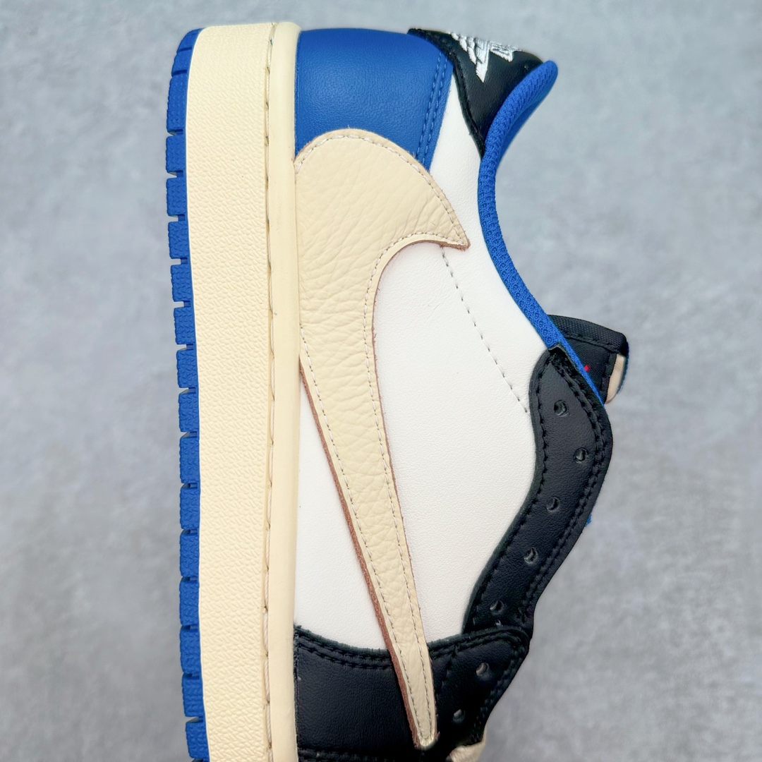 图片[6]-💰130 ＃DT同源福利回馈‼Travis Scott x Air Jordan AJ1 Low OG TS联名倒钩低帮 头层皮料加持 DT同源全套原纸板楦头开发 确保原汁原味 完美呈现倒钩版型 原档案转印油墨一体 一码一磨具拒绝假半码 此版本只针对中端市场 皮料材质有所更替 其他数据细节工艺流程均保持一致 绝不口嗨 原盒原配 外盒透明胶套 内侧字体 工整带凹凸感 原厂拉帮工艺 针距密度一致 后跟弧度收口自然不对折 极致一眼正品既视感 进口玻璃冲刀皮料裁剪零毛边 承诺百分百一致原鞋 全鞋电脑针车工艺 进口港宝加持 后跟自然饱满 全鞋荧光划线卡点 追求极致完美 每一双都是工艺品 多重QC质检 超越公司货的品控标准 SIZE：36 36.5 37.5 38 38.5 39 40 40.5 41 42 42.5 43 44 44.5 45 46 47.5 编码：by2936000-运动鞋