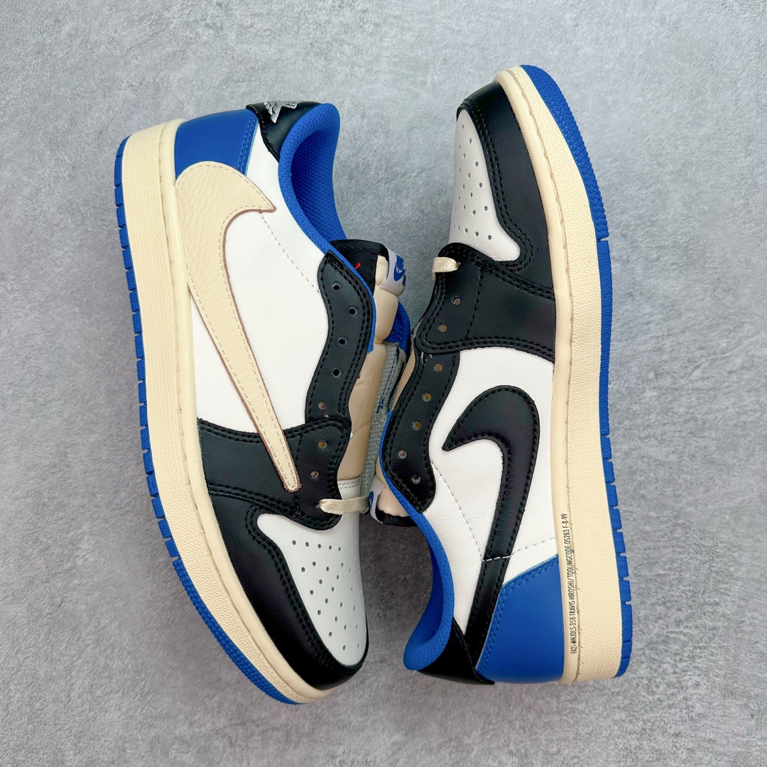 图片[3]-💰130 ＃DT同源福利回馈‼Travis Scott x Air Jordan AJ1 Low OG TS联名倒钩低帮 头层皮料加持 DT同源全套原纸板楦头开发 确保原汁原味 完美呈现倒钩版型 原档案转印油墨一体 一码一磨具拒绝假半码 此版本只针对中端市场 皮料材质有所更替 其他数据细节工艺流程均保持一致 绝不口嗨 原盒原配 外盒透明胶套 内侧字体 工整带凹凸感 原厂拉帮工艺 针距密度一致 后跟弧度收口自然不对折 极致一眼正品既视感 进口玻璃冲刀皮料裁剪零毛边 承诺百分百一致原鞋 全鞋电脑针车工艺 进口港宝加持 后跟自然饱满 全鞋荧光划线卡点 追求极致完美 每一双都是工艺品 多重QC质检 超越公司货的品控标准 SIZE：36 36.5 37.5 38 38.5 39 40 40.5 41 42 42.5 43 44 44.5 45 46 47.5 编码：by2936000-运动鞋