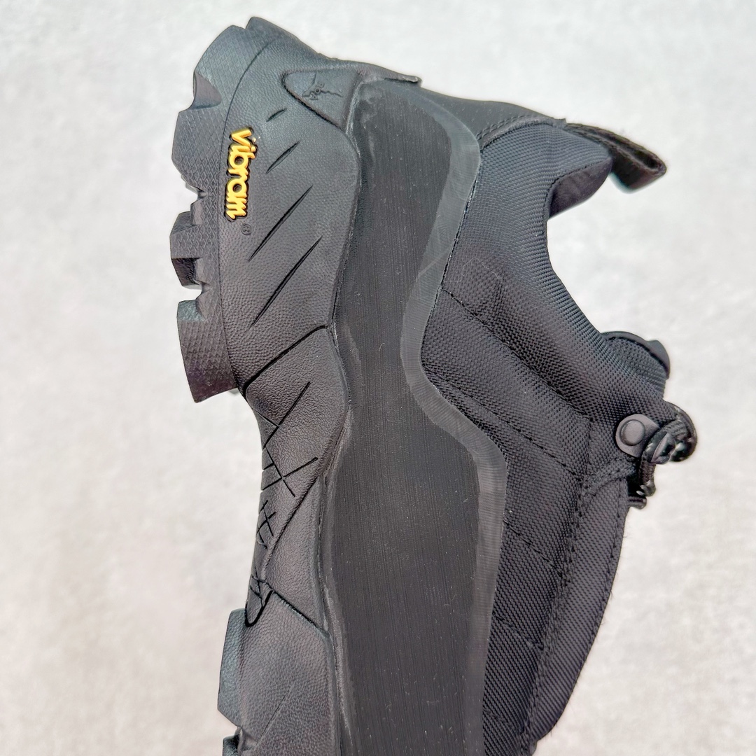 图片[6]-＃S版 ROA Hiking Katharina Low Sneaker 卡塔琳娜RO22系列低帮系带户外防水徒步登山运动鞋 重新颠覆登山鞋 意大利小众鞋履品牌 原楦型开发纸版 采用原装一致防水头层磨砂牛皮鞋面材质 环抱式防剐蹭硫化橡胶片组合Vibram黄金防滑耐磨橡胶大底 尺码：36 36.5 37.5 38 38.5 39 40 40.5 41 42 42.5 43 44 44.5 45-选品中心