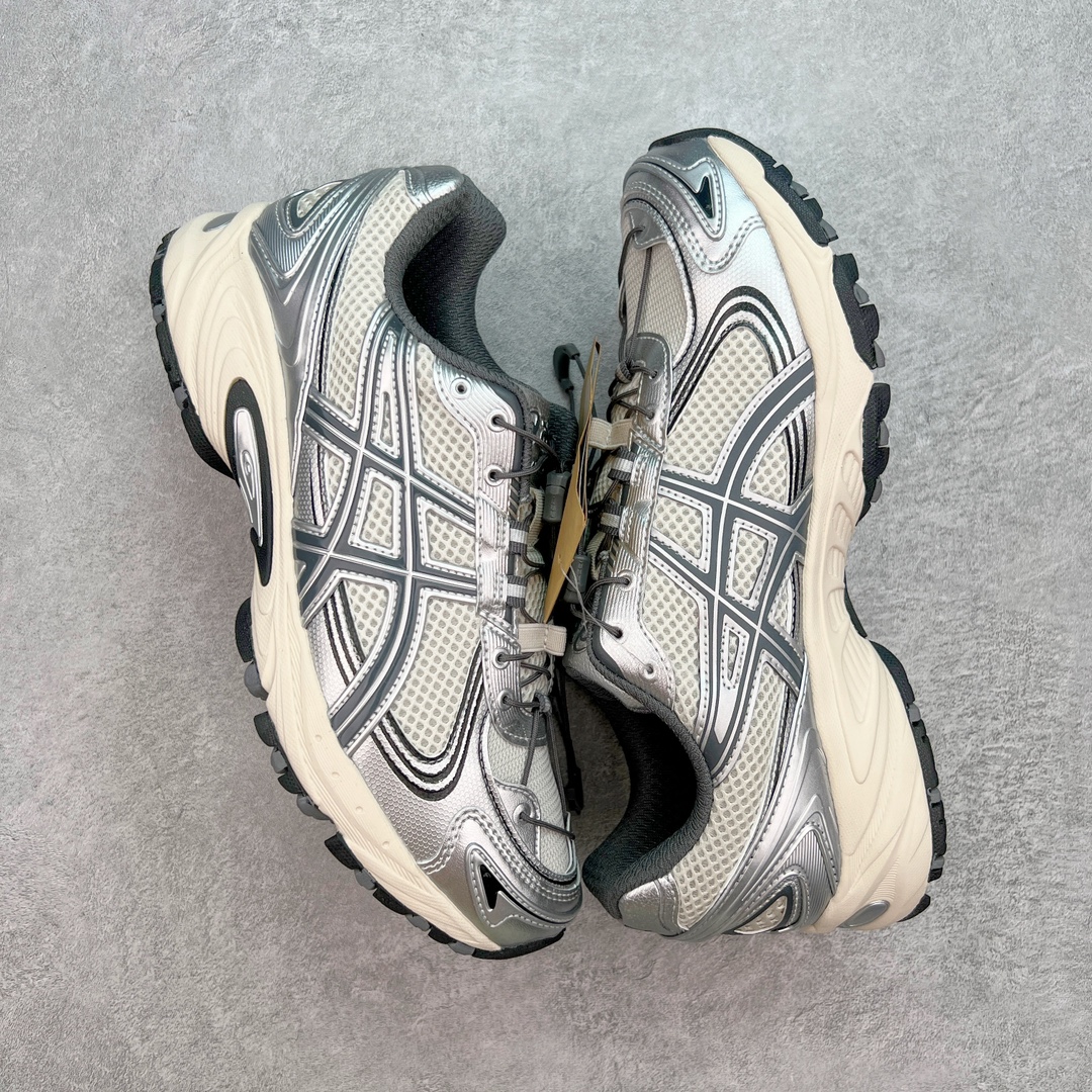 图片[3]-💰210 ＃Lw纯原 ASICS Gel-Kahana TR V4 亚瑟士机能户外风系列低帮轻量缓震休闲运动跑步鞋 身处城市的喧嚣，内心的想象却永不停歇，Z世代处于现实的繁忙中始终想象着生活的另一种可能和对未知的展望。想象并非背离现实，而是对自我最真实的期待。为鼓励新世代青年唤起对自我的正向的想象，并展开积极的行动，ASICS亚瑟士于2024释出全新主题——唤想自定义。率先推出鞋款GEL-KAHANA TR V4，将出色的城市潮流与户外机能融为一体，实现无界想象与唤回真实自我的完美连结。于城市绽放姿态，唤想自定义。GEL-KAHANA TR V4融合了极具户外型格的设计细节。鞋款大底与中底采用了AHAR耐磨橡胶与GEL缓震胶技术，拥有良好的抓地力与舒适的穿着体验。鞋底所使用的一体化TPU稳定片，为更好地贴合GEL-KAHANA TR V4而全新开模再造，能有效防止脚部过度扭转与侧翻，在提供优秀稳定性的同时，进一步增强了鞋款的机能设计美学。快速系带系统在方便穿戴的同时，为户外运动提供了更优的防护。 GEL-KAHANA TR V4为日常穿着提供稳定、舒适的支撑，鼓励每个人在城市空间中的大胆探索，追寻无拘束的旷野之梦。尺码：36 37 37.5 38 39 39.5 40.5 41.5 42 42.5 43.5 44 44.5 45 46 编码：by2936080-运动鞋