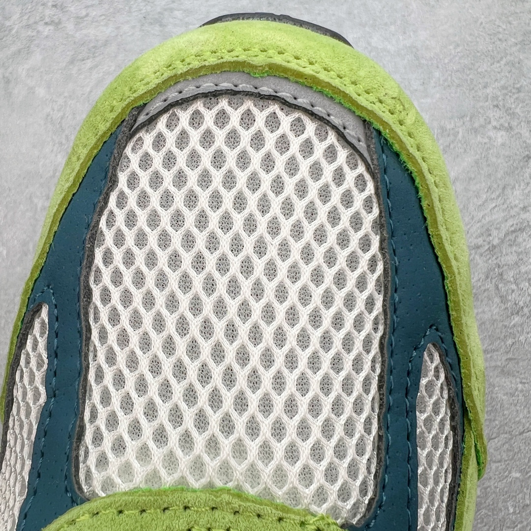 图片[13]-＃K版纯原 New Balance in USA M990V4 新百伦NB系列美产血统经典复古休闲运动百搭老爹跑步鞋 990V4延续了品牌引以为傲的精湛制鞋技艺及经典复古轮廓 同时中底结合新的ACTIVE lite和PU材料 重新诠释ENCAP科技 带来绝佳缓震体验 于细节处 全鞋360度的3M反光设计 及鞋舌固定功能上的提升 配以全新的N标设计更是带来绝佳的用户体验 尺码：36 37 37.5 38 38.5 39 40 40.5 41.5 42 42.5 43 44 44.5 45-选品中心