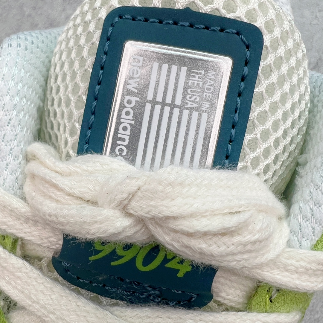 图片[10]-＃K版纯原 New Balance in USA M990V4 新百伦NB系列美产血统经典复古休闲运动百搭老爹跑步鞋 990V4延续了品牌引以为傲的精湛制鞋技艺及经典复古轮廓 同时中底结合新的ACTIVE lite和PU材料 重新诠释ENCAP科技 带来绝佳缓震体验 于细节处 全鞋360度的3M反光设计 及鞋舌固定功能上的提升 配以全新的N标设计更是带来绝佳的用户体验 尺码：36 37 37.5 38 38.5 39 40 40.5 41.5 42 42.5 43 44 44.5 45-选品中心