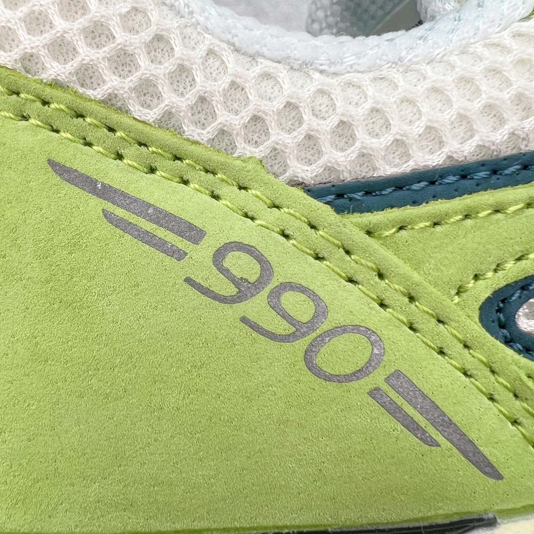 图片[12]-＃K版纯原 New Balance in USA M990V4 新百伦NB系列美产血统经典复古休闲运动百搭老爹跑步鞋 990V4延续了品牌引以为傲的精湛制鞋技艺及经典复古轮廓 同时中底结合新的ACTIVE lite和PU材料 重新诠释ENCAP科技 带来绝佳缓震体验 于细节处 全鞋360度的3M反光设计 及鞋舌固定功能上的提升 配以全新的N标设计更是带来绝佳的用户体验 尺码：36 37 37.5 38 38.5 39 40 40.5 41.5 42 42.5 43 44 44.5 45-选品中心