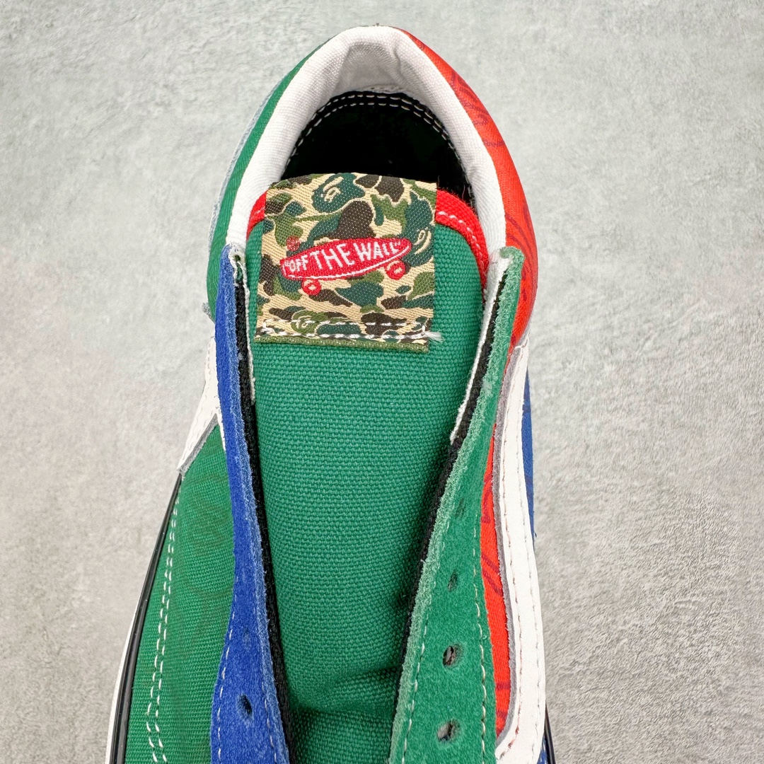 图片[5]-💰170 BAPE X Vans Old Skool 这次Bape与Vans premium高阶支线联名的细节也是做到极致 整体以Bape经典元素迷彩为主Vans条纹绿迷彩 Bape星标结合蓝迷彩和粉迷彩鸳鸯搭配 鞋头黑色麂皮一边印Vans品牌标志一边印有 Bape全称Logo 同时鞋头围条也运用了Bape元素鲨鱼齿加以包边 细节拉满 彰显联名 尺码：35-44（36.5 38.5 40.5 42.5） 编码：by2936040-运动鞋