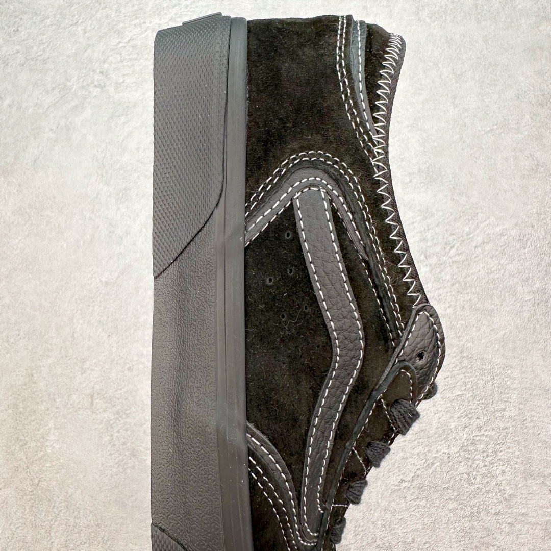 图片[6]-Vans Rowley Classics 黑武士 范斯官方 经典复古休闲滑板鞋 复古鞋型搭配全麂皮鞋身做工扎实 鞋两侧标志性Vans条纹Sidestripe 后跟压印数字“66/99”分表代表Vans品牌成立于1966和Rowley Pro诞生于1999 细节满满 货号：VN0009QJH1W 尺码：35 36 36.5 37 38 38.5 39 40 40.5 41 42 42.5 43 44-选品中心