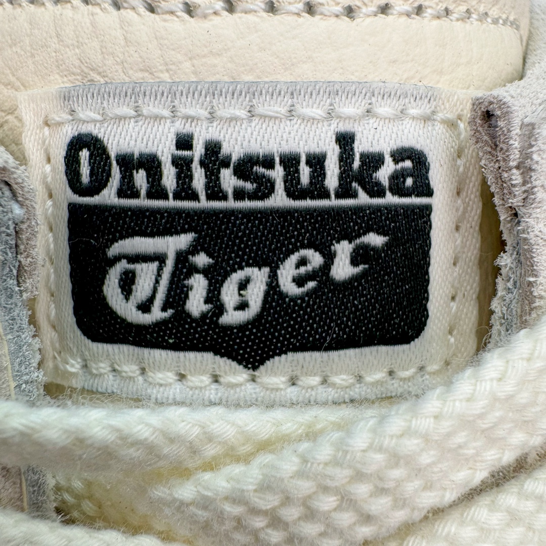 图片[13]-💰160 ＃HK纯原 Asics Onitsuka Tiger MEXICO 66 亚瑟士鬼冢虎复古经典板鞋 市场最强版本 头层小羊皮加持 海外订单工厂出品 超成熟稳定的做工品控 原装全套纸板楦头开发 原汁原味 完美呈现版型 私模正确鞋底咬花纹路 一比一鞋头弧度高度鞋身弧度 绝不口嗨 细节品控鞋型随意秒杀市面 原档咬花纹路私模大底 一个单元有六个三角形 总体形拼接呈现花瓣状 官方四联吊牌 原装Ortholite轻量化鞋垫 原盒原配 质保卡 说明书 钢印防尘纸  纸板中底带钢印 乳胶组合鞋垫 支持全方位的对比专柜 产品从款式颜色造型上体现出追求舒适和细节的完美 鞋类更是推崇手工制作的严谨与完美 融舒适性与可穿性的设计风格 注重细节的完美和别致魅力 既保持稳重 又不失轻松的时尚感 尺码：36 37 37.5 38 39 39.5 40 40.5 41.5 42 42.5 43.5 44 45 46 编码：by2936030-运动鞋