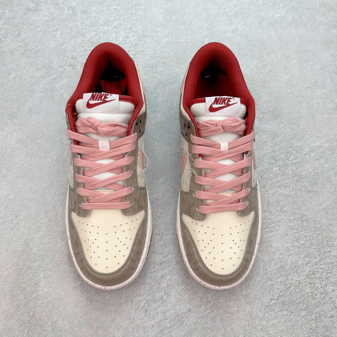 图片[2]-💰260 NK Dunk Low 定制配色 BB8969-002 大厂出品 极力推荐 原装头层材料 独家版型蒸餾加工帶來的是更好的视觉和脚感体验大厂纯原品质出货 清洁度 电绣工艺 皮料切割干净无任何毛边 细节完美 SIZE：36 36.5 37.5 38 38.5 39 40 40.5 41 42 42.5 43 44 44.5 45 46 47.5 编码：Jby3936030-运动鞋