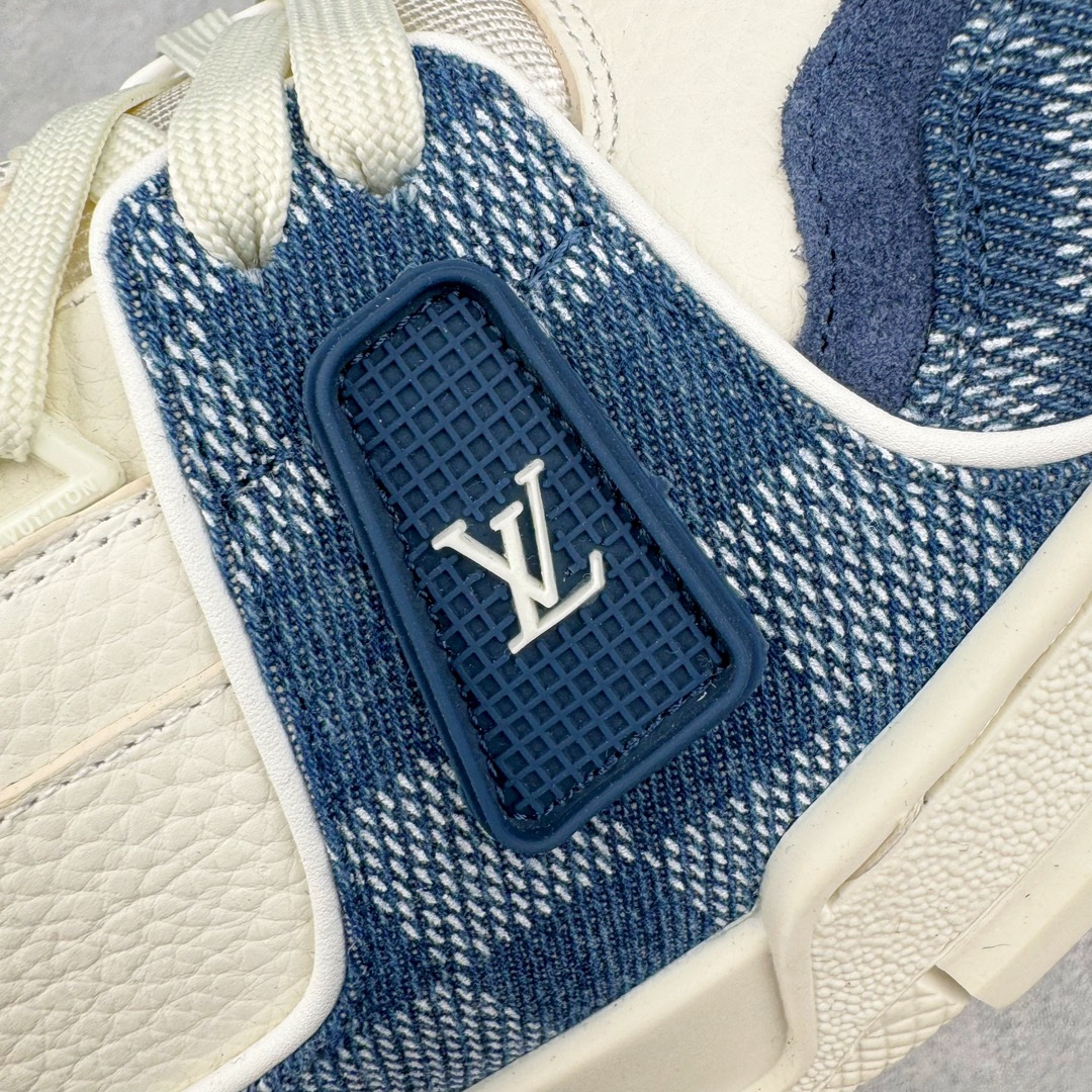 图片[17]-💰480 ＃GD广顶 Louis Vuitton Trainer lv路易威登时装走秀运动时尚板鞋 外贸零售特供批次 2023全新纸板数据 印花高频效果碾压市面 市售天花板产物 耗时半年巨作 全套原厂新版原纸板楦头开发 原厂特供皮料加持 市场所有版本中综合最强的货品 GD实力大厂出品 全网最全配色更新最快 最成熟的做工稳定的品控 完美鞋型超高的清洁度 零毛边线头瑕疵 全套原楦原纸版原鞋开模 全网最具灵魂的版型 正确原装黄色鞋盒 正确中底印花 鞋面印花3D高频深度立体 全鞋电脑针车 紧密相连 针距密度一致 环保乳胶注塑鞋垫 厚度脚感还原原版 皮面裁剪部位 统一油边封口工艺 原装橡胶大底含胶量大底组合零偏差 专柜全套包装 防尘袋 说明书 质保卡 男女鞋 尺码：35 36 37 38 39 40 41 42 43 44 45 编码：by5936050-运动鞋