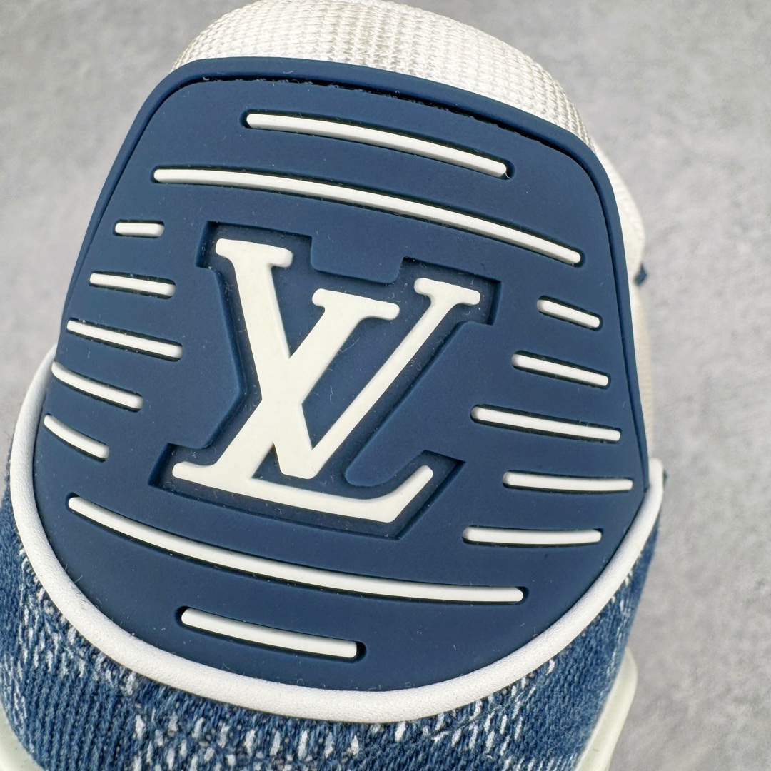 图片[11]-💰480 ＃GD广顶 Louis Vuitton Trainer lv路易威登时装走秀运动时尚板鞋 外贸零售特供批次 2023全新纸板数据 印花高频效果碾压市面 市售天花板产物 耗时半年巨作 全套原厂新版原纸板楦头开发 原厂特供皮料加持 市场所有版本中综合最强的货品 GD实力大厂出品 全网最全配色更新最快 最成熟的做工稳定的品控 完美鞋型超高的清洁度 零毛边线头瑕疵 全套原楦原纸版原鞋开模 全网最具灵魂的版型 正确原装黄色鞋盒 正确中底印花 鞋面印花3D高频深度立体 全鞋电脑针车 紧密相连 针距密度一致 环保乳胶注塑鞋垫 厚度脚感还原原版 皮面裁剪部位 统一油边封口工艺 原装橡胶大底含胶量大底组合零偏差 专柜全套包装 防尘袋 说明书 质保卡 男女鞋 尺码：35 36 37 38 39 40 41 42 43 44 45 编码：by5936050-运动鞋