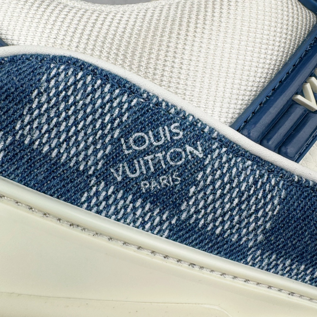 图片[13]-💰480 ＃GD广顶 Louis Vuitton Trainer lv路易威登时装走秀运动时尚板鞋 外贸零售特供批次 2023全新纸板数据 印花高频效果碾压市面 市售天花板产物 耗时半年巨作 全套原厂新版原纸板楦头开发 原厂特供皮料加持 市场所有版本中综合最强的货品 GD实力大厂出品 全网最全配色更新最快 最成熟的做工稳定的品控 完美鞋型超高的清洁度 零毛边线头瑕疵 全套原楦原纸版原鞋开模 全网最具灵魂的版型 正确原装黄色鞋盒 正确中底印花 鞋面印花3D高频深度立体 全鞋电脑针车 紧密相连 针距密度一致 环保乳胶注塑鞋垫 厚度脚感还原原版 皮面裁剪部位 统一油边封口工艺 原装橡胶大底含胶量大底组合零偏差 专柜全套包装 防尘袋 说明书 质保卡 男女鞋 尺码：35 36 37 38 39 40 41 42 43 44 45 编码：by5936050-运动鞋