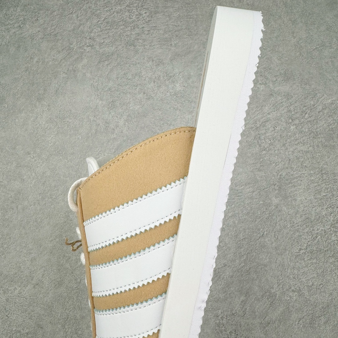 图片[7]-＃纯原 AD Gazelle Beach Slide 羚羊海滩系列经典沙滩百搭休闲运动拖鞋“卡其白”JQ7422 采用环保牛巴磨砂革鞋面材质 双层组合轻量鞋床#耐磨EVA材质压模大底 尺码： 36-45-选品中心