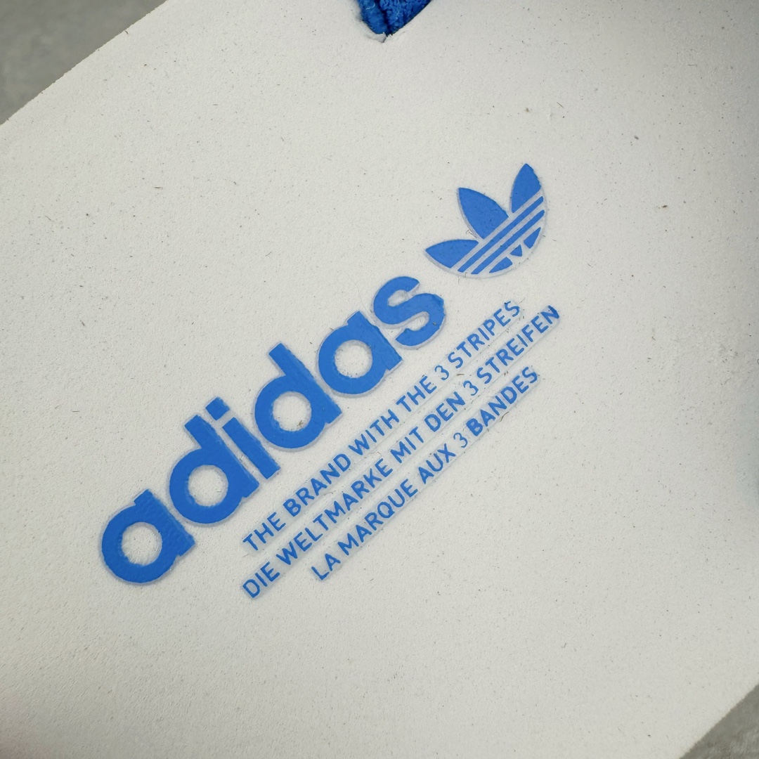 图片[12]-＃纯原 AD Gazelle Beach Slide 羚羊海滩系列经典沙滩百搭休闲运动拖鞋“蓝白”JQ7425 采用环保牛巴磨砂革鞋面材质 双层组合轻量鞋床#耐磨EVA材质压模大底 尺码： 36-45-选品中心