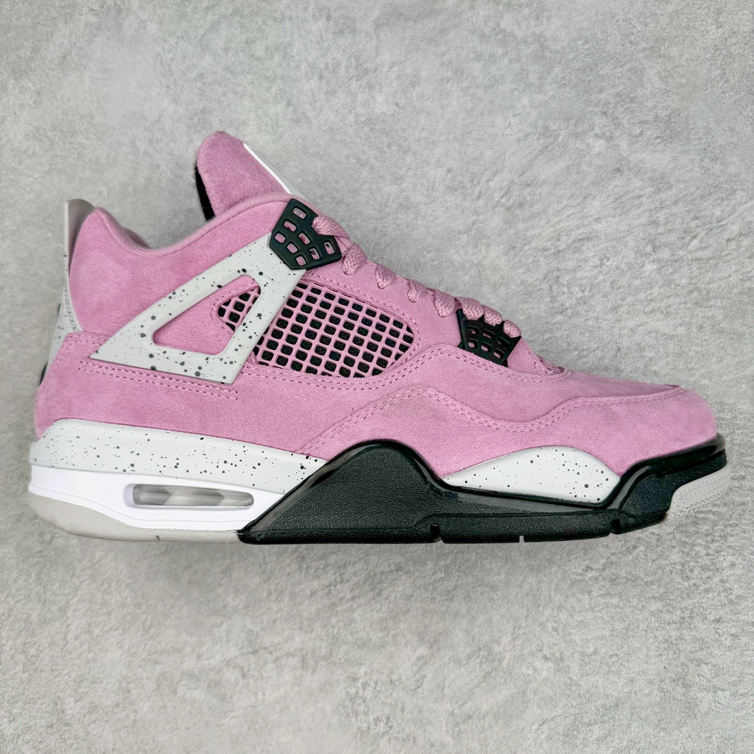 💰420 ＃Y3纯原 Air Jordan AJ4 WMNS \”Orchid\” 猛男粉 AQ9129-501 市售天花板产物 耗时半年巨作 全套原纸板楦头开发 原厂特供皮料加持 确保原汁原味 完美呈现四代版型 一比一鞋头弧度高度鞋身弧度 数据细节工艺流程均保持原鞋一致 原厂TPU网格鞋带扣 正确内里网布 菱角分明不变形无多余毛边 柔软性质感一致于原鞋 市场唯一原厂鞋扣模具 背面可见隐藏注塑口 原厂织唛标 原厂飞人电绣工艺 尾指中部跳三针 独家绑鞋带手法 印刷中底布 四线拉帮 米色美纹纸贴合固定 进口港宝加持 后跟自然饱满 全鞋荧光划线卡点 追求极致完美 每一双都是工艺品 多重QC质检 超越公司货的品控标准 实实在在的免检产品 尺码：40.5 41 42 42.5 43 44 44.5 45 46 47.5 48.5 编码：by4936090-运动鞋