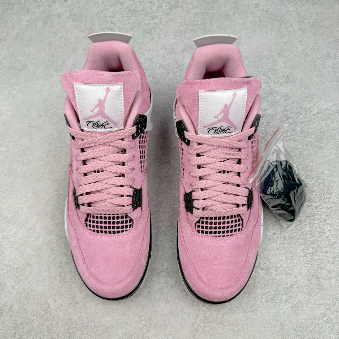 图片[2]-💰420 ＃Y3纯原 Air Jordan AJ4 WMNS \”Orchid\” 猛男粉 AQ9129-501 市售天花板产物 耗时半年巨作 全套原纸板楦头开发 原厂特供皮料加持 确保原汁原味 完美呈现四代版型 一比一鞋头弧度高度鞋身弧度 数据细节工艺流程均保持原鞋一致 原厂TPU网格鞋带扣 正确内里网布 菱角分明不变形无多余毛边 柔软性质感一致于原鞋 市场唯一原厂鞋扣模具 背面可见隐藏注塑口 原厂织唛标 原厂飞人电绣工艺 尾指中部跳三针 独家绑鞋带手法 印刷中底布 四线拉帮 米色美纹纸贴合固定 进口港宝加持 后跟自然饱满 全鞋荧光划线卡点 追求极致完美 每一双都是工艺品 多重QC质检 超越公司货的品控标准 实实在在的免检产品 尺码：40.5 41 42 42.5 43 44 44.5 45 46 47.5 48.5 编码：by4936090-运动鞋