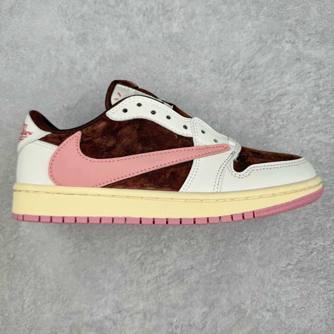 💰190 ＃KZ Travis Scott x Air Jordan AJ1 Low OG SP TS联名倒钩低帮 白棕粉 DZ4137-206 毫无疑问市场中端王者 耗时半年巨作 全套原纸板楦头开发 确保原汁原味 完美呈现倒钩版型 原档案转印油墨一体 东莞原厂磨具大底独家尺码35.5 48.5 一码一磨具拒绝假半码 此版本只针对中端市场 皮料材质有所更替 其他数据细节工艺流程均保持一致 绝不口嗨 细节品控鞋型随意秒杀市面3XX 4XX 原盒原配 外盒透明胶套 内侧字体 工整带凹凸感 原厂拉帮工艺 针距密度一致 后跟弧度收口自然不对折 极致一眼正品既视感 进口玻璃冲刀皮料裁剪零毛边 承诺百分百一致原鞋 全鞋电脑针车工艺 进口港宝加持 后跟自然饱满 全鞋荧光划线卡点 追求极致完美 每一双都是工艺品 多重QC质检 超越公司货的品控标准 实实在在的免检产品 SIZE：35.5 36 36.5 37.5 38 38.5 39 40 编码：by2936060-运动鞋