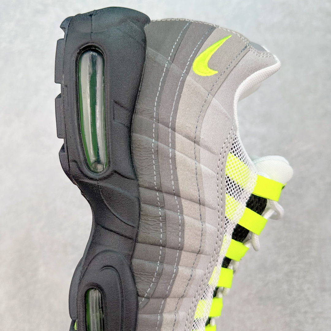 图片[6]-💰180 ＃MX版 NK Air Max 95 复古减震气垫跑鞋 554970-071 经典重温 外单专供大厂出品 品质稳定 一百余色 终端操作 鞋款设计灵感源于人体构造 中底设计基于人体的脊柱构造 是整体设计的核心 尼龙孔眼代表了肋骨 而分层式面板和网眼象征着肌肉纤维和肉体组织 Air Max 95采用了两个独立的吹塑成型的Air-Sole单元 并首次在前掌使用可视化气垫设计 Swoosh logo夜当作一个 点符号放在了鞋子的后帮位置 20年的发展让 AIR MAX 95有了不同的故事 20年后再度面向世人的时候 焕然一新的面貌 让人有了另外一种清新脱俗的感觉 SIZE：36 36.5 37.5 38 38.5 39 40 40.5 41 42 42.5 43 44 44.5 45 46 47.5 48 编码：Xby2936050-运动鞋