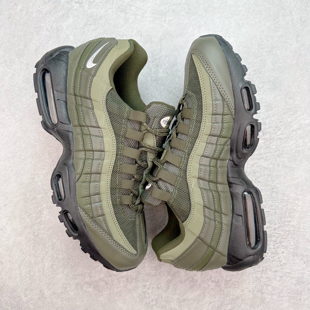 图片[3]-💰180 ＃MX版 NK Air Max 95 复古减震气垫跑鞋 DZ4511-300 经典重温 外单专供大厂出品 品质稳定 一百余色 终端操作 鞋款设计灵感源于人体构造 中底设计基于人体的脊柱构造 是整体设计的核心 尼龙孔眼代表了肋骨 而分层式面板和网眼象征着肌肉纤维和肉体组织 Air Max 95采用了两个独立的吹塑成型的Air-Sole单元 并首次在前掌使用可视化气垫设计 Swoosh logo夜当作一个 点符号放在了鞋子的后帮位置 20年的发展让 AIR MAX 95有了不同的故事 20年后再度面向世人的时候 焕然一新的面貌 让人有了另外一种清新脱俗的感觉 SIZE：36 36.5 37.5 38 38.5 39 40 40.5 41 42 42.5 43 44 44.5 45 46 47.5 48 编码：Xby2936050-运动鞋