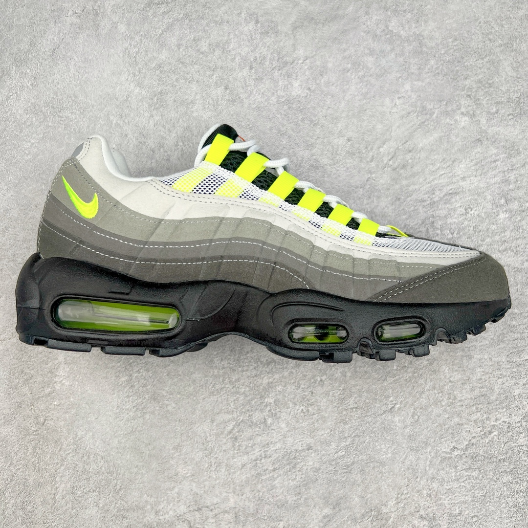 图片[2]-💰180 ＃MX版 NK Air Max 95 复古减震气垫跑鞋 经典重温 外单专供大厂出品 品质稳定 一百余色 终端操作 鞋款设计灵感源于人体构造 中底设计基于人体的脊柱构造 是整体设计的核心 尼龙孔眼代表了肋骨 而分层式面板和网眼象征着肌肉纤维和肉体组织 Air Max 95采用了两个独立的吹塑成型的Air-Sole单元 并首次在前掌使用可视化气垫设计 Swoosh logo夜当作一个 点符号放在了鞋子的后帮位置 20年的发展让 AIR MAX 95有了不同的故事 20年后再度面向世人的时候 焕然一新的面貌 让人有了另外一种清新脱俗的感觉 SIZE：36 36.5 37.5 38 38.5 39 40 40.5 41 42 42.5 43 44 44.5 45 46 47.5 48 编码：Xby2936050-运动鞋