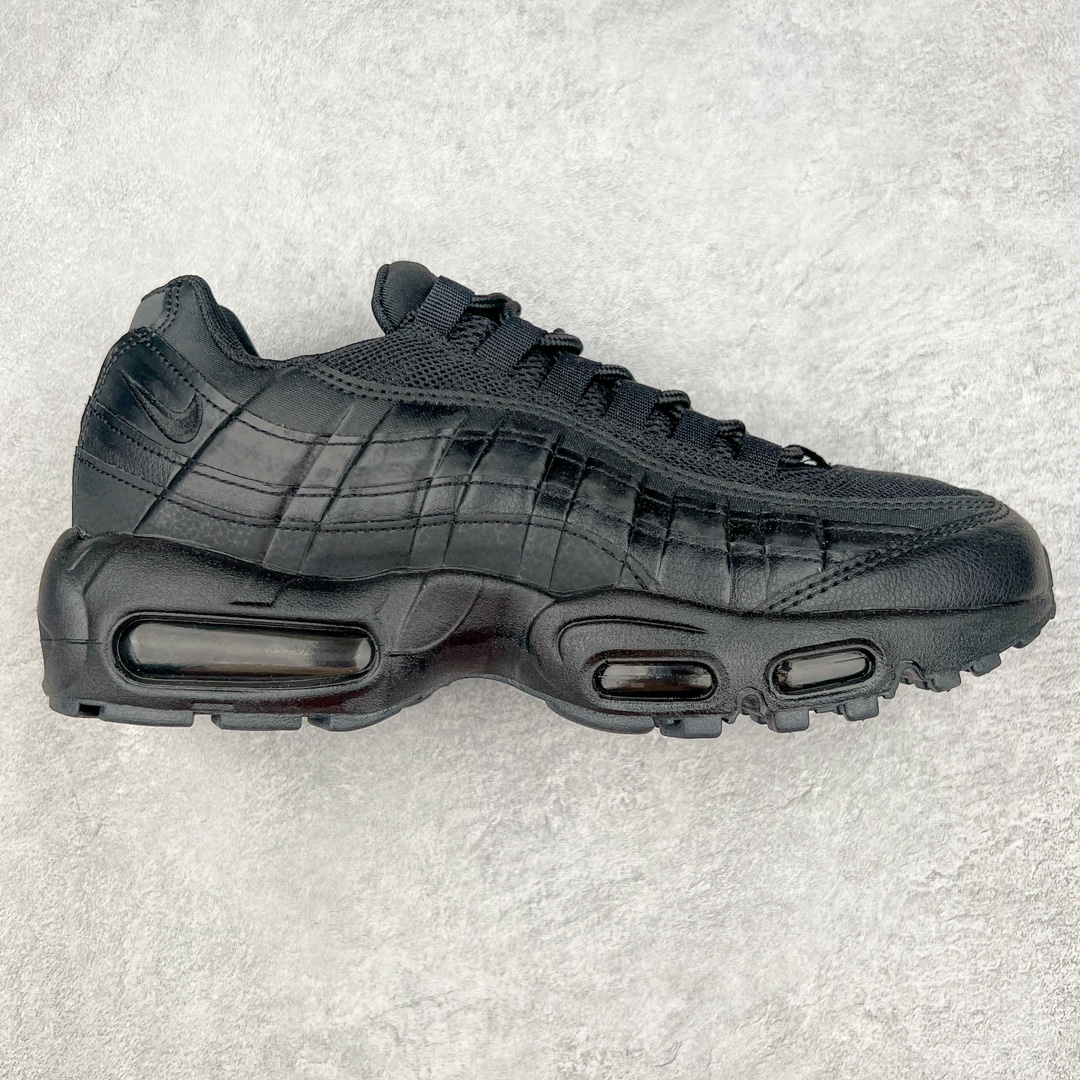 图片[6]-💰180 ＃MX版 NK Air Max 95 复古减震气垫跑鞋 经典重温 外单专供大厂出品 品质稳定 一百余色 终端操作 鞋款设计灵感源于人体构造 中底设计基于人体的脊柱构造 是整体设计的核心 尼龙孔眼代表了肋骨 而分层式面板和网眼象征着肌肉纤维和肉体组织 Air Max 95采用了两个独立的吹塑成型的Air-Sole单元 并首次在前掌使用可视化气垫设计 Swoosh logo夜当作一个 点符号放在了鞋子的后帮位置 20年的发展让 AIR MAX 95有了不同的故事 20年后再度面向世人的时候 焕然一新的面貌 让人有了另外一种清新脱俗的感觉 SIZE：36 36.5 37.5 38 38.5 39 40 40.5 41 42 42.5 43 44 44.5 45 46 47.5 48 编码：Xby2936050-运动鞋