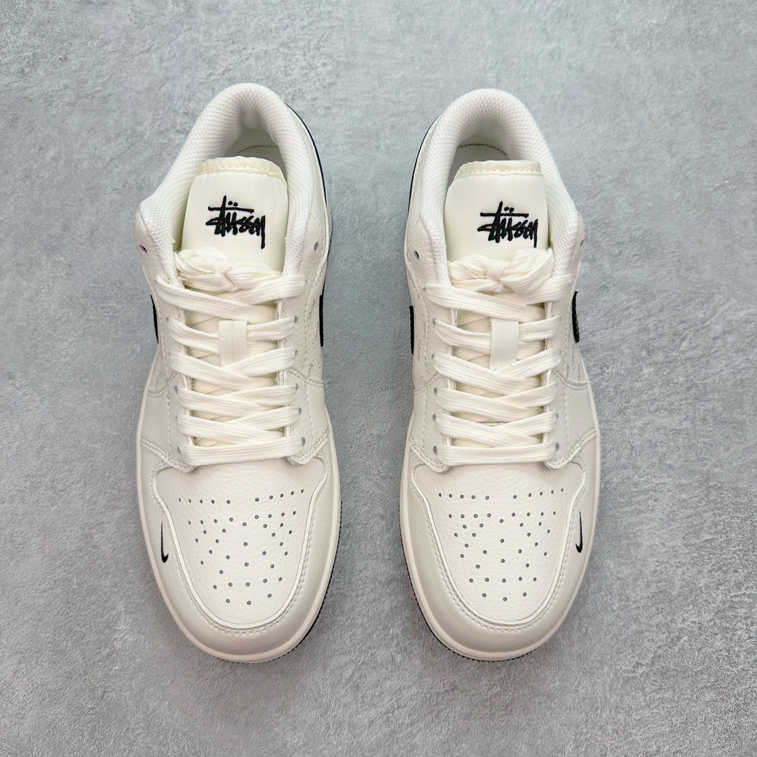 图片[2]-💰250 TS x Air Jordan AJ1 Low 倒钩低帮联名定制配色 SJ9950-008 原厂内置气垫魔块 A模大底 头层小牛皮 鞋舌AJ原厂专用牛津布+AJ专用反口珍珠布+原厂无杂质高弹内里海棉+特殊封边弹力鞋带 SIZE：36 36.5 37.5 38 38.5 39 40 40.5 41 42 42.5 43 44 44.5 45 46 47.5 编码：Dby3936020-运动鞋