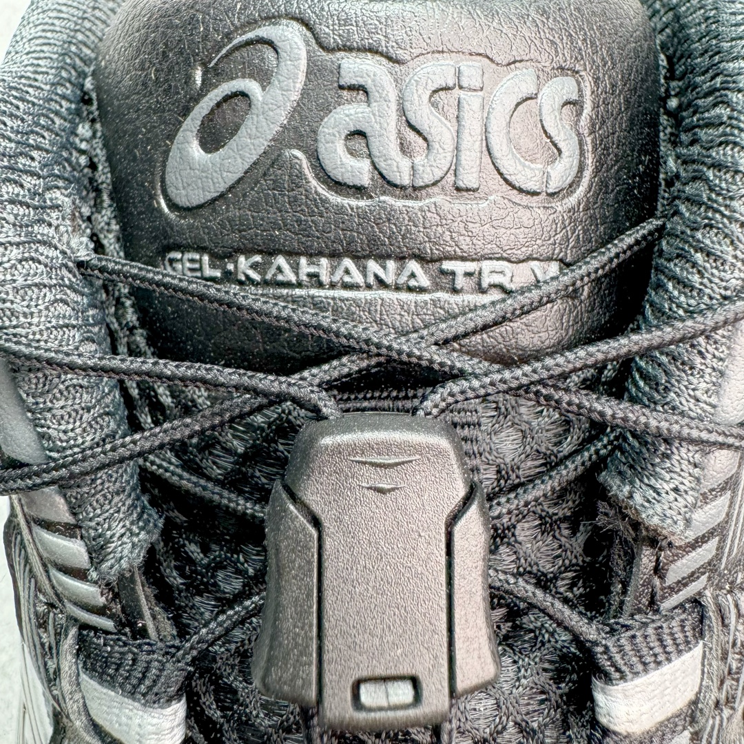 图片[16]-💰210 ＃Lw纯原 ASICS Gel-Kahana TR V4 亚瑟士机能户外风系列低帮轻量缓震休闲运动跑步鞋 身处城市的喧嚣，内心的想象却永不停歇，Z世代处于现实的繁忙中始终想象着生活的另一种可能和对未知的展望。想象并非背离现实，而是对自我最真实的期待。为鼓励新世代青年唤起对自我的正向的想象，并展开积极的行动，ASICS亚瑟士于2024释出全新主题——唤想自定义。率先推出鞋款GEL-KAHANA TR V4，将出色的城市潮流与户外机能融为一体，实现无界想象与唤回真实自我的完美连结。于城市绽放姿态，唤想自定义。GEL-KAHANA TR V4融合了极具户外型格的设计细节。鞋款大底与中底采用了AHAR耐磨橡胶与GEL缓震胶技术，拥有良好的抓地力与舒适的穿着体验。鞋底所使用的一体化TPU稳定片，为更好地贴合GEL-KAHANA TR V4而全新开模再造，能有效防止脚部过度扭转与侧翻，在提供优秀稳定性的同时，进一步增强了鞋款的机能设计美学。快速系带系统在方便穿戴的同时，为户外运动提供了更优的防护。 GEL-KAHANA TR V4为日常穿着提供稳定、舒适的支撑，鼓励每个人在城市空间中的大胆探索，追寻无拘束的旷野之梦。尺码：36 37 37.5 38 39 39.5 40.5 41.5 42 42.5 43.5 44 44.5 45 46 编码：by2936080-运动鞋