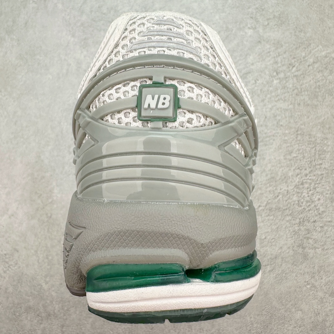 图片[8]-💰220 ＃DT纯原 新百伦NB New Balance M1906系列 全套原楦原纸板原厂数据开发 进口三明治网面 原装进口皮料正确绒感卡色 正确中底拉帮中底网布细节 原厂标裁 带紫光防伪 定制后跟透明水晶模块 冲裁组合 大底贴合程度胶水上色把控完美 整洁度挑战全网艺术家 多道序QC把关品质完善 匠心打造 耗时两个月开发完成 工艺极其复杂难度可想而知 新开独立私模大底 正确六层组合大底 高端零售专供产物 Size：36 37 37.5 38 38.5 39 40 40.5 41 42 42.5 43 44 45 编码：Dby2936090-运动鞋