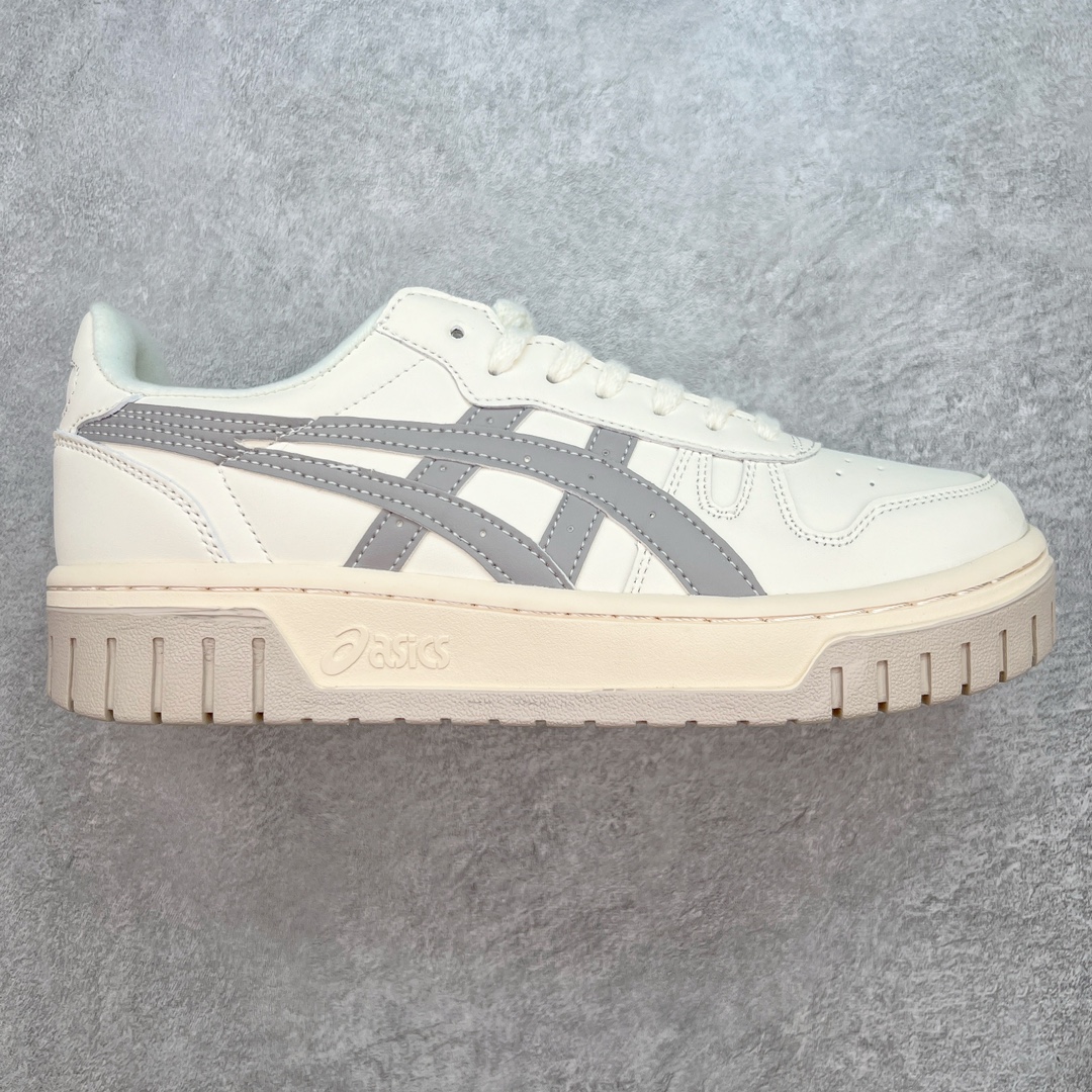 💰140 ASICS COURT TRAIL MZ 亚瑟士包头增高板鞋 复古风刮起来 百搭舒适绝绝子 谁的鞋柜里没有一双百搭的ASICS亚瑟士复古鞋呢 配色很大气 米色黑色复古内味拉满了 厚底又加了一丝时尚感 搭配90年代经典虎爪纹 logo设计 很有特色 我敢说这双可以是超级万能百搭的了 上脚也很轻便透气 超级舒服 尺码：36-45 编码：Tby2936010-运动鞋