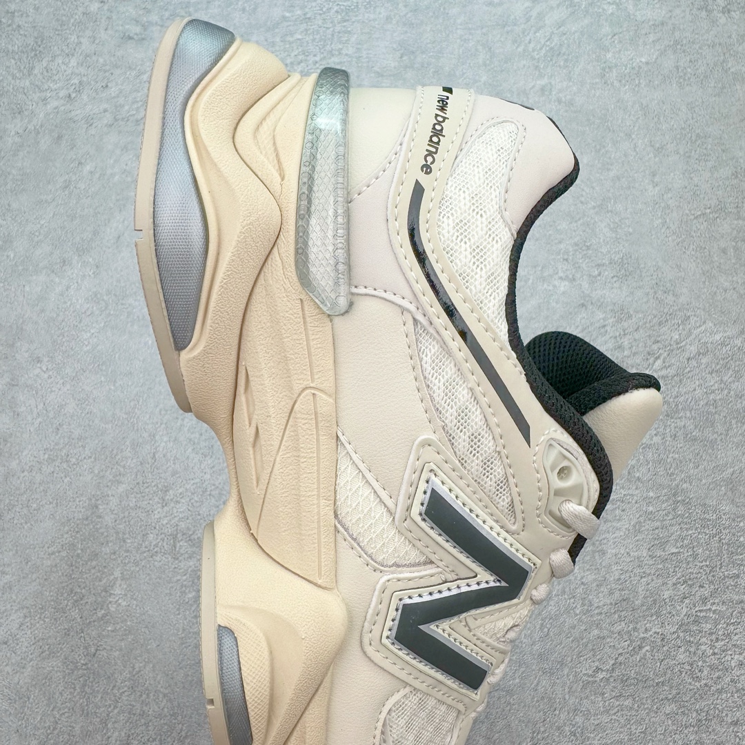 图片[6]-💰210 ＃C版 New Balance NB9060系列 新百伦绒面革网布经典百搭防滑耐磨透气低帮生活休闲鞋 新百伦又带来了新鞋型 并且是与芝加哥街头品牌 Joe Freshgoods 的联名款 鞋身主体采用了类似 990 系列的设计风格 与传统复古慢跑鞋区别不大 最大的变化就是鞋底部分 在传统设计的中底外层 增加了多个分区的模块 圆润的线条设计与我们熟悉的 New Balance 风格截然不同 但与同样充满弧形线条的鞋面搭配 看起来毫无违和感 Size：36 37 37.5 38 38.5 39 40 40.5 41 42 42.5 43 44 45.5 46.5 编码：by2936080-运动鞋