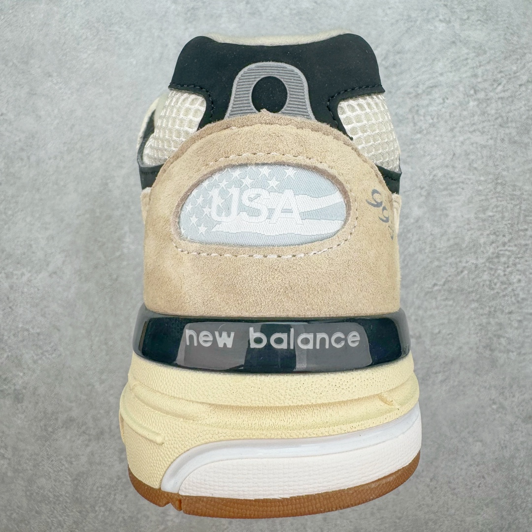 图片[8]-💰270 ＃总裁 New Balance U993WS 新百伦NB993总统复古慢跑鞋 米白 正确3M反光细节 原楦原纸版开发 正确6层组合底模精密开发 后跟透明TPU水晶装饰条稳固 沿用了引以为傲的跑鞋手工技艺 采用猪皮绒面并包裹局部透气网面的鞋身设计 菱网鞋舌上刻有New Balance USA 鞋面依旧身着经典的大热之灰 彰显了其高端的品质身份 尺码：40 40.5 41.5 42 42.5 43 44 44.5 45 46.5 编码：by3936040-运动鞋