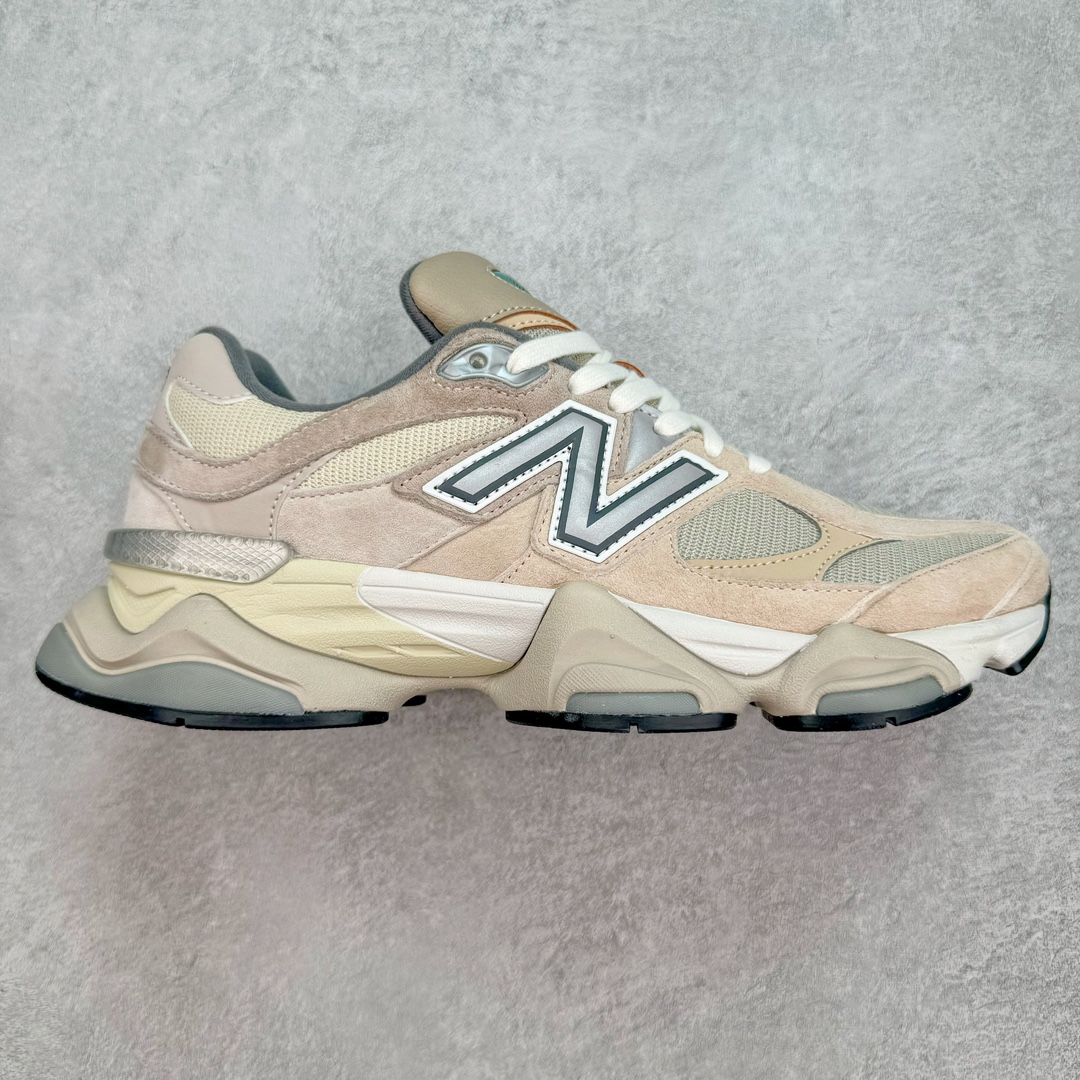 图片[2]-💰210 ＃C版 New Balance NB9060系列 新百伦绒面革网布经典百搭防滑耐磨透气低帮生活休闲鞋 新百伦又带来了新鞋型 并且是与芝加哥街头品牌 Joe Freshgoods 的联名款 鞋身主体采用了类似 990 系列的设计风格 与传统复古慢跑鞋区别不大 最大的变化就是鞋底部分 在传统设计的中底外层 增加了多个分区的模块 圆润的线条设计与我们熟悉的 New Balance 风格截然不同 但与同样充满弧形线条的鞋面搭配 看起来毫无违和感 Size：36 37 37.5 38 38.5 39 40 40.5 41 42 42.5 43 44 45.5 46.5 编码：by2936080-运动鞋