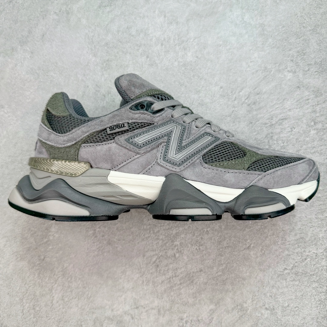 图片[3]-💰210 ＃C版 New Balance NB9060系列 新百伦绒面革网布经典百搭防滑耐磨透气低帮生活休闲鞋 新百伦又带来了新鞋型 并且是与芝加哥街头品牌 Joe Freshgoods 的联名款 鞋身主体采用了类似 990 系列的设计风格 与传统复古慢跑鞋区别不大 最大的变化就是鞋底部分 在传统设计的中底外层 增加了多个分区的模块 圆润的线条设计与我们熟悉的 New Balance 风格截然不同 但与同样充满弧形线条的鞋面搭配 看起来毫无违和感 Size：36 37 37.5 38 38.5 39 40 40.5 41 42 42.5 43 44 45.5 46.5 编码：by2936080-运动鞋