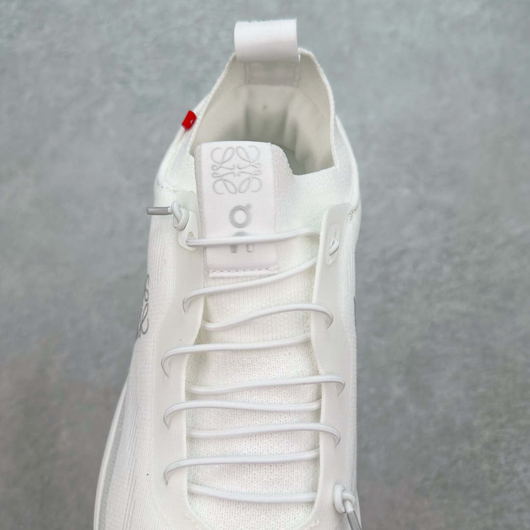 图片[5]-LOEWE x On Cloudtilt 2.0 昂跑罗意威联名 圆头系带生活休闲鞋 此运动品牌 开创于2010年 缓震着陆、强效回弹、轻柔质感的设计构思始终是ON研制关键 与此同时基于“为全球提供革新性的跑步感受”信念 陆续推出了多款跑鞋及其以专业运动人体跑步工程学为设计关键的功能性跑步服饰设备 让跑者不费力气地畅快畅跑 尺码：36 36.5 37.5 38 38.5 39 40 40.5 41 42 42.5 43 44 44.5 45-选品中心