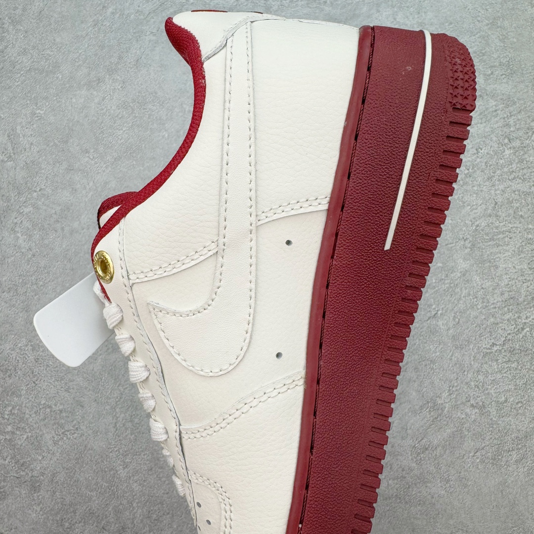 图片[7]-💰100 ＃福利特价‼NK Air Force 1´07 Low 空军一号低帮百搭休闲运动板鞋 柔软、弹性十足的缓震性能和出色的中底设计 横跨复古与现代的外型结合 造就出风靡全球 三十多年的Force 1 直到今天还深受青睐 SIZE：35.5 36 36.5 37.5 38 38.5 39 40 40.5 41 42 42.5 43 44 44.5 45 46 编码：by1936070-运动鞋