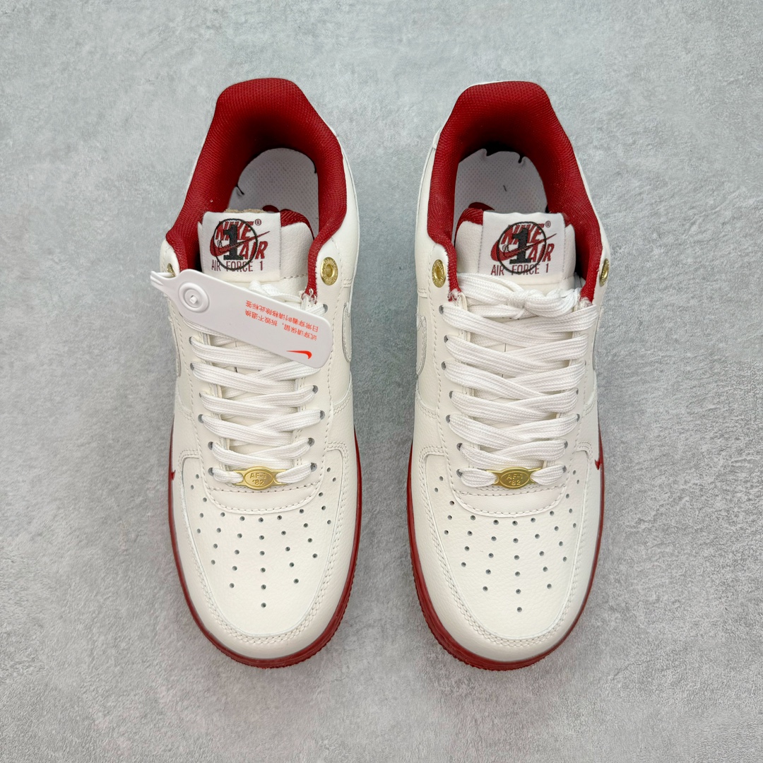 图片[2]-💰100 ＃福利特价‼NK Air Force 1´07 Low 空军一号低帮百搭休闲运动板鞋 柔软、弹性十足的缓震性能和出色的中底设计 横跨复古与现代的外型结合 造就出风靡全球 三十多年的Force 1 直到今天还深受青睐 SIZE：35.5 36 36.5 37.5 38 38.5 39 40 40.5 41 42 42.5 43 44 44.5 45 46 编码：by1936070-运动鞋