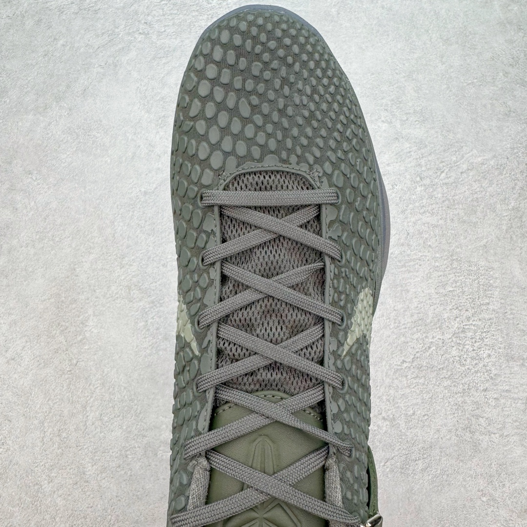 图片[4]-💰340 ＃XS NK Zoom Kobe 6 科比六代签名实战篮球鞋 FTB 深灰 869457-007 全套原纸板楦头开发 确保原汁原味 完美呈现版型 一比一鞋头弧度高度鞋身弧度 细节品控鞋型完美 原厂TPU网格鞋带扣 正确内里网布 前后气垫加持 信仰绝不减配 全鞋身材料卡色独家定制 SWOOSH 蛇鳞 正确珠光效果（内嵌珍珠粉）独家前掌Zoom Turbo 后掌马蹄Zoom缓震 内置全真动态飞线 独家复刻U型缓震垫带独立钢印 十年情怀 这里完美落地 尺码：39 40 40.5 41 42 42.5 43 44 44.5 45 46 47.5 48.5 编码：by4936010-运动鞋