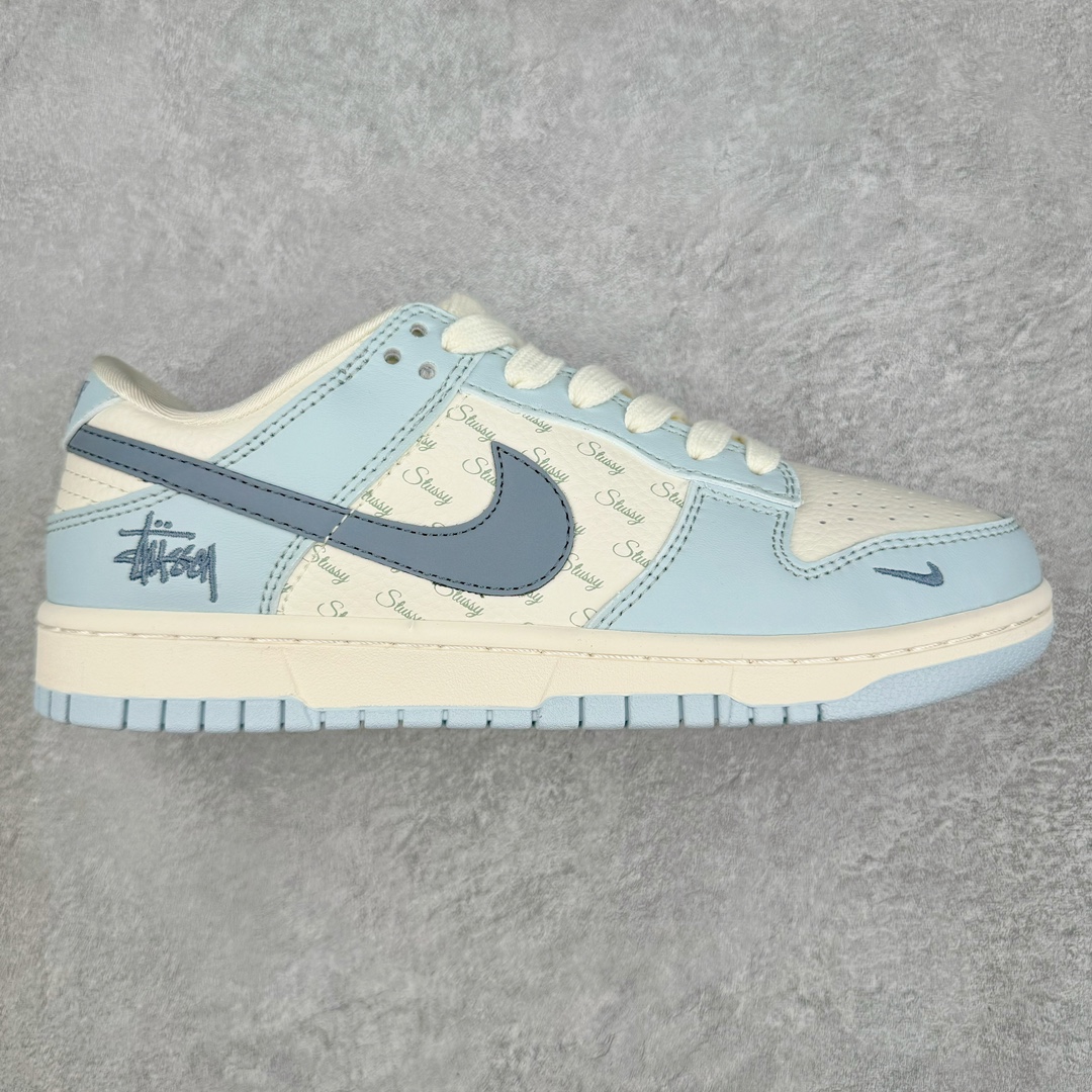 Nike Dunk Low CF3688-012
