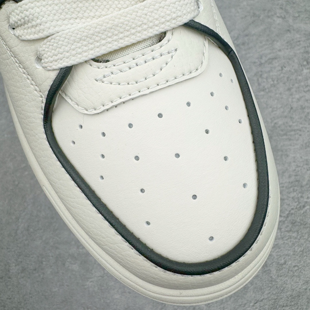 图片[12]-＃PB过验版 MLB Chunky Liner Basic 复古印花学长鞋系列低帮轻量增高厚底百搭休闲运动慢跑鞋板鞋 Korea韩国联名NY美国榄球纽约洋基队限定 目前可过轻松秒过各类鉴定 能操作的私聊 韩国代购专供 左脚内置NFC感应 区别市面贴纸假芯片 MLB专用菱形双针中底布 重点细节中底布带注胶孔 原厂NFC感应吊牌 支持鉴定 一个两位数 原盒原标 全套原楦原纸板原厂数据开发 中韩文保养标贴 绿色防霉片 平台代购专供 独家一比一RB+MD组合大底 高频后跟小人Logo精准对位立体饱满 正确网布加超迁鞋面 转印中底走线紧密 转印Logo工艺表层防刮不掉色 尺码：35 36 36.5 37.5 38 38.5 39 40 40.5 41 42 42.5 43 44 44.5 45-选品中心