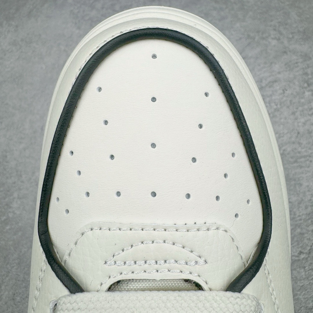 图片[13]-＃PB过验版 MLB Chunky Liner Basic 复古印花学长鞋系列低帮轻量增高厚底百搭休闲运动慢跑鞋板鞋 Korea韩国联名NY美国榄球纽约洋基队限定 目前可过轻松秒过各类鉴定 能操作的私聊 韩国代购专供 左脚内置NFC感应 区别市面贴纸假芯片 MLB专用菱形双针中底布 重点细节中底布带注胶孔 原厂NFC感应吊牌 支持鉴定 一个两位数 原盒原标 全套原楦原纸板原厂数据开发 中韩文保养标贴 绿色防霉片 平台代购专供 独家一比一RB+MD组合大底 高频后跟小人Logo精准对位立体饱满 正确网布加超迁鞋面 转印中底走线紧密 转印Logo工艺表层防刮不掉色 尺码：35 36 36.5 37.5 38 38.5 39 40 40.5 41 42 42.5 43 44 44.5 45-选品中心