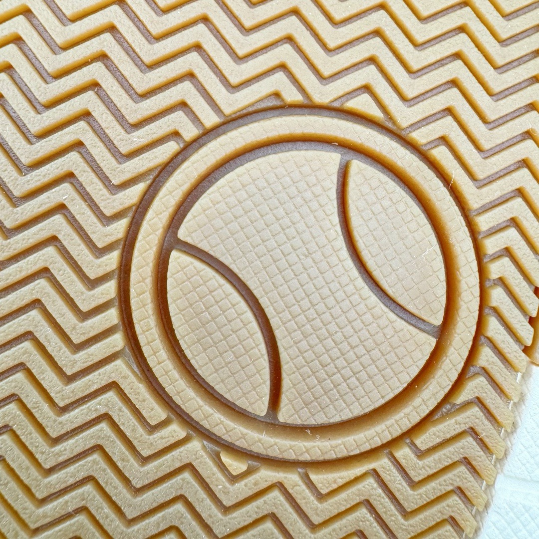 图片[11]-＃PB过验版 MLB Chunky Liner Basic 复古印花学长鞋系列低帮轻量增高厚底百搭休闲运动慢跑鞋板鞋 Korea韩国联名NY美国榄球纽约洋基队限定 目前可过轻松秒过各类鉴定 能操作的私聊 韩国代购专供 左脚内置NFC感应 区别市面贴纸假芯片 MLB专用菱形双针中底布 重点细节中底布带注胶孔 原厂NFC感应吊牌 支持鉴定 一个两位数 原盒原标 全套原楦原纸板原厂数据开发 中韩文保养标贴 绿色防霉片 平台代购专供 独家一比一RB+MD组合大底 高频后跟小人Logo精准对位立体饱满 正确网布加超迁鞋面 转印中底走线紧密 转印Logo工艺表层防刮不掉色 尺码：35 36 36.5 37.5 38 38.5 39 40 40.5 41 42 42.5 43 44 44.5 45-选品中心