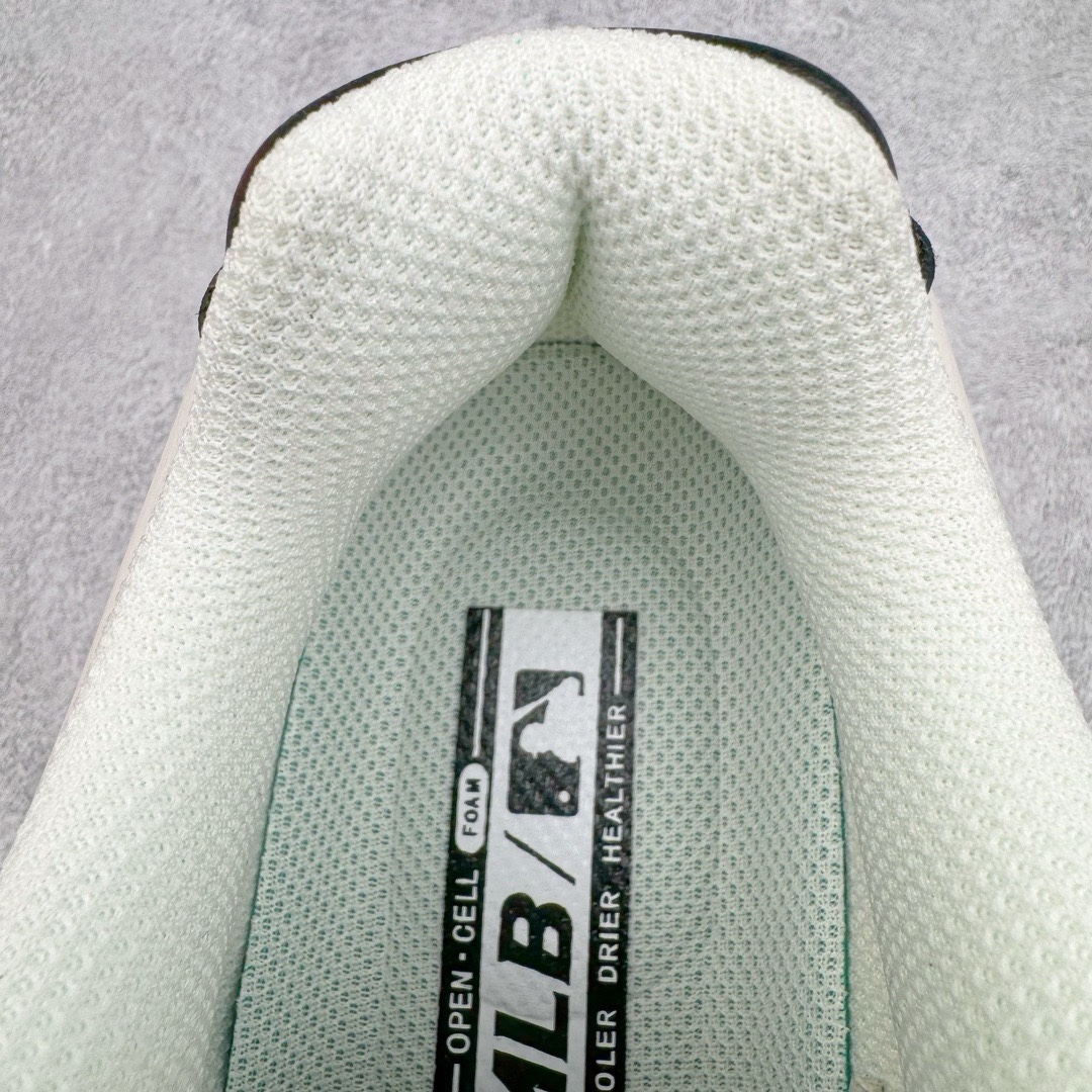 图片[18]-＃PB过验版 MLB Chunky Liner Basic 复古印花学长鞋系列低帮轻量增高厚底百搭休闲运动慢跑鞋板鞋 Korea韩国联名NY美国榄球纽约洋基队限定 目前可过轻松秒过各类鉴定 能操作的私聊 韩国代购专供 左脚内置NFC感应 区别市面贴纸假芯片 MLB专用菱形双针中底布 重点细节中底布带注胶孔 原厂NFC感应吊牌 支持鉴定 一个两位数 原盒原标 全套原楦原纸板原厂数据开发 中韩文保养标贴 绿色防霉片 平台代购专供 独家一比一RB+MD组合大底 高频后跟小人Logo精准对位立体饱满 正确网布加超迁鞋面 转印中底走线紧密 转印Logo工艺表层防刮不掉色 尺码：35 36 36.5 37.5 38 38.5 39 40 40.5 41 42 42.5 43 44 44.5 45-选品中心