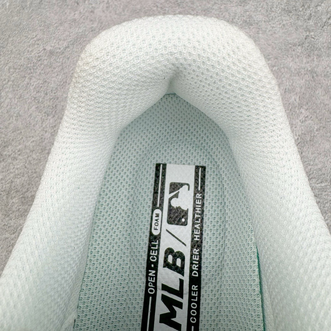 图片[16]-＃PB过验版 MLB Chunky Liner Basic 复古印花学长鞋系列低帮轻量增高厚底百搭休闲运动慢跑鞋板鞋 Korea韩国联名NY美国榄球纽约洋基队限定 目前可过轻松秒过各类鉴定 能操作的私聊 韩国代购专供 左脚内置NFC感应 区别市面贴纸假芯片 MLB专用菱形双针中底布 重点细节中底布带注胶孔 原厂NFC感应吊牌 支持鉴定 一个两位数 原盒原标 全套原楦原纸板原厂数据开发 中韩文保养标贴 绿色防霉片 平台代购专供 独家一比一RB+MD组合大底 高频后跟小人Logo精准对位立体饱满 正确网布加超迁鞋面 转印中底走线紧密 转印Logo工艺表层防刮不掉色 尺码：35 36 36.5 37.5 38 38.5 39 40 40.5 41 42 42.5 43 44 44.5 45-选品中心