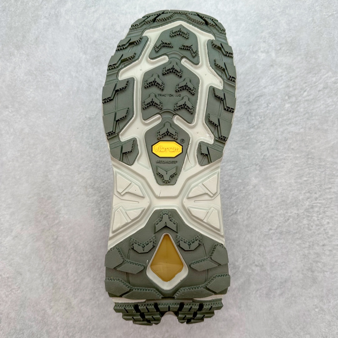 图片[9]-💰220 HOKA ONE ONE Kaha 2 GTX 耐磨減震低帮户外功能运动鞋 具有品着的重量与坐垫比 可提供顶级性能和顶级毛绒 这款低帮徒步旅行者采用带 SwallowTail™ 几何形状的HUBBLE® 鞋跟进行了更新 配备带牵引凸耳的 Vibram® Megagrip 以增加地面接触 这款开创性款式精心制作 采用GORE-TEX 鞋类面料和再生纺织品 SIZE：36 36.5 37.5 38 38.5 39 40 40.5 41 42 42.5 43 44 44.5 45 编码：Bby2936090-运动鞋